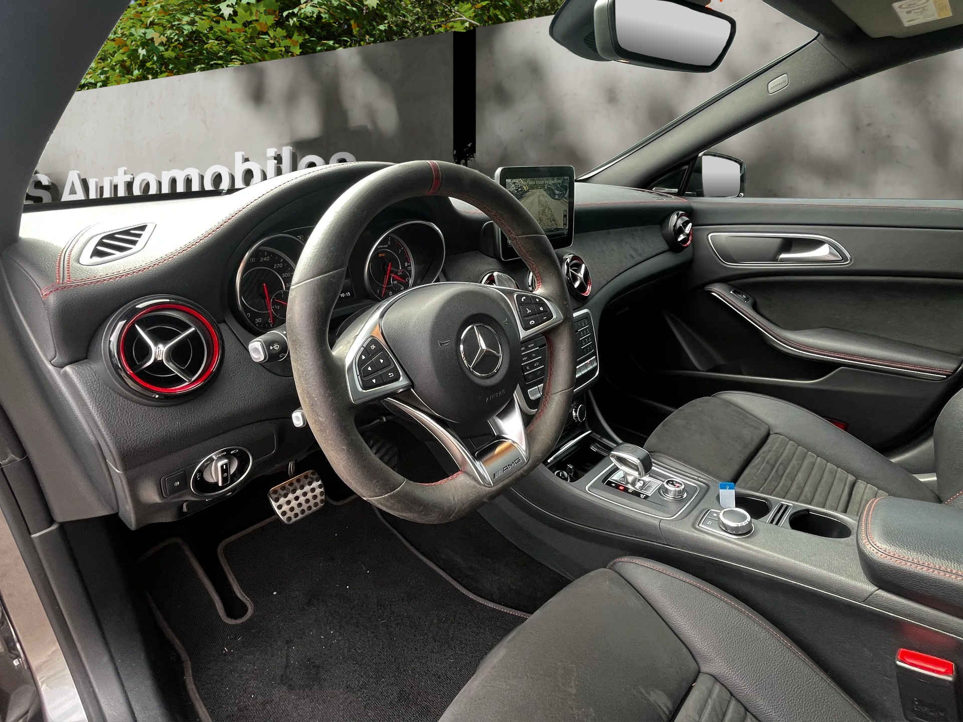 MERCEDES-BENZ CLA 45 AMG 4Matic Speedshift-image-4