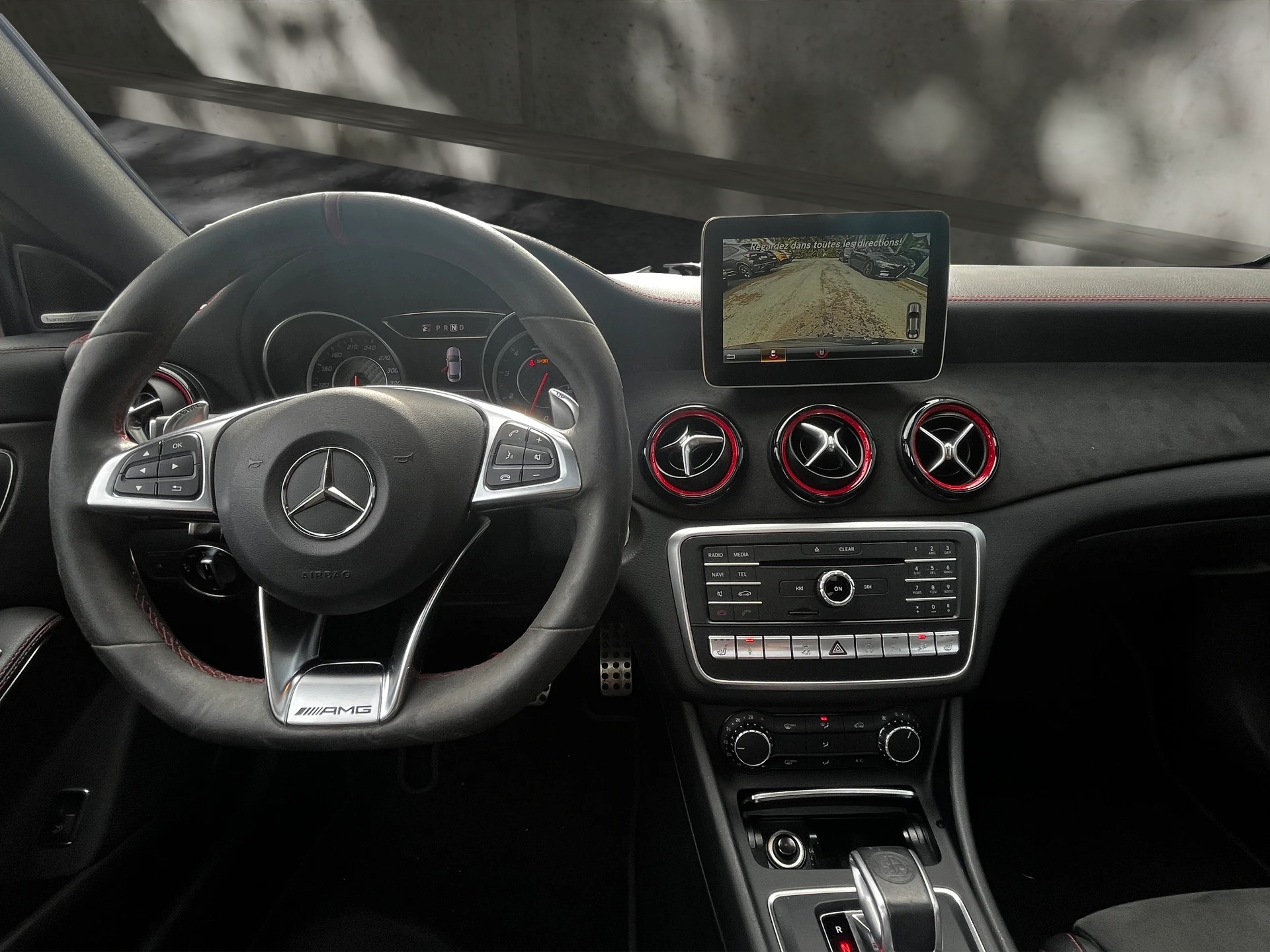 MERCEDES-BENZ CLA 45 AMG 4Matic Speedshift-image-5