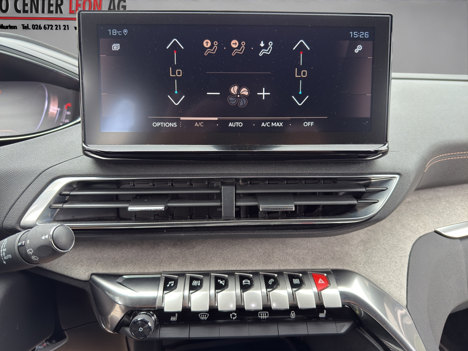 PEUGEOT 3008 1.2 PureTech GT Pack EAT8-image-14