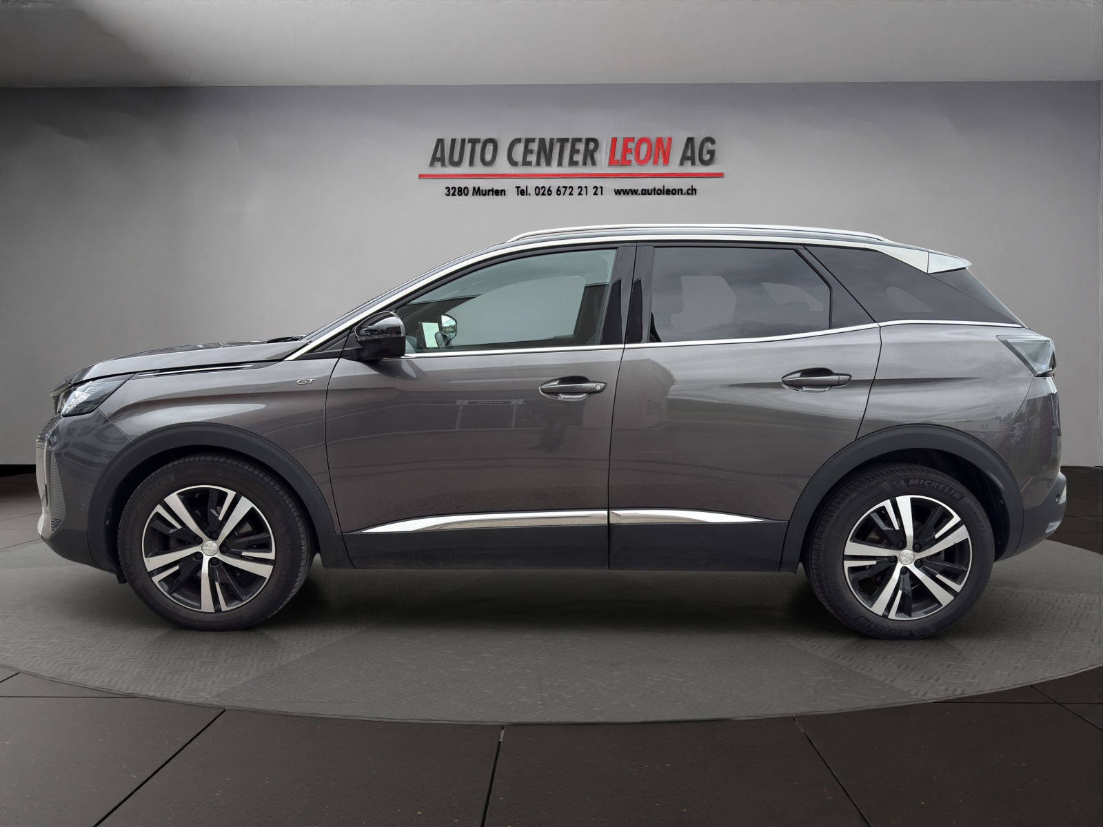 PEUGEOT 3008 1.2 PureTech GT Pack EAT8-showroom-element-2