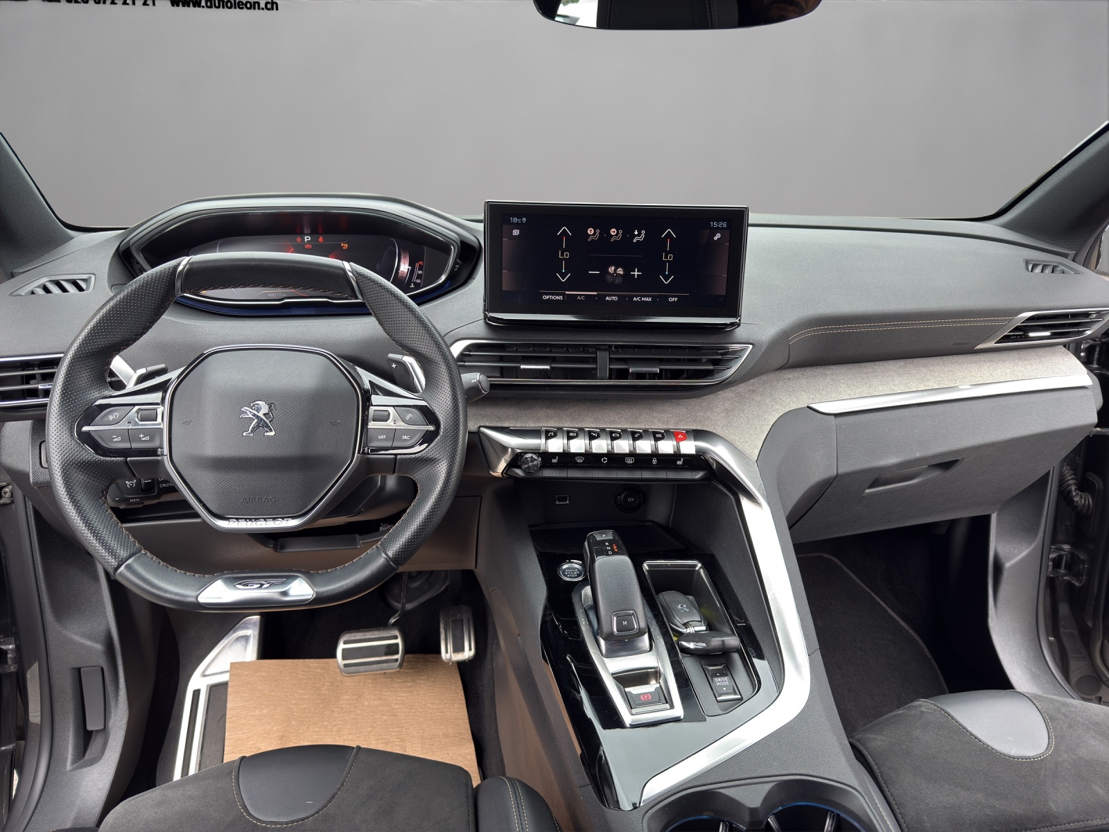 PEUGEOT 3008 1.2 PureTech GT Pack EAT8-image-13