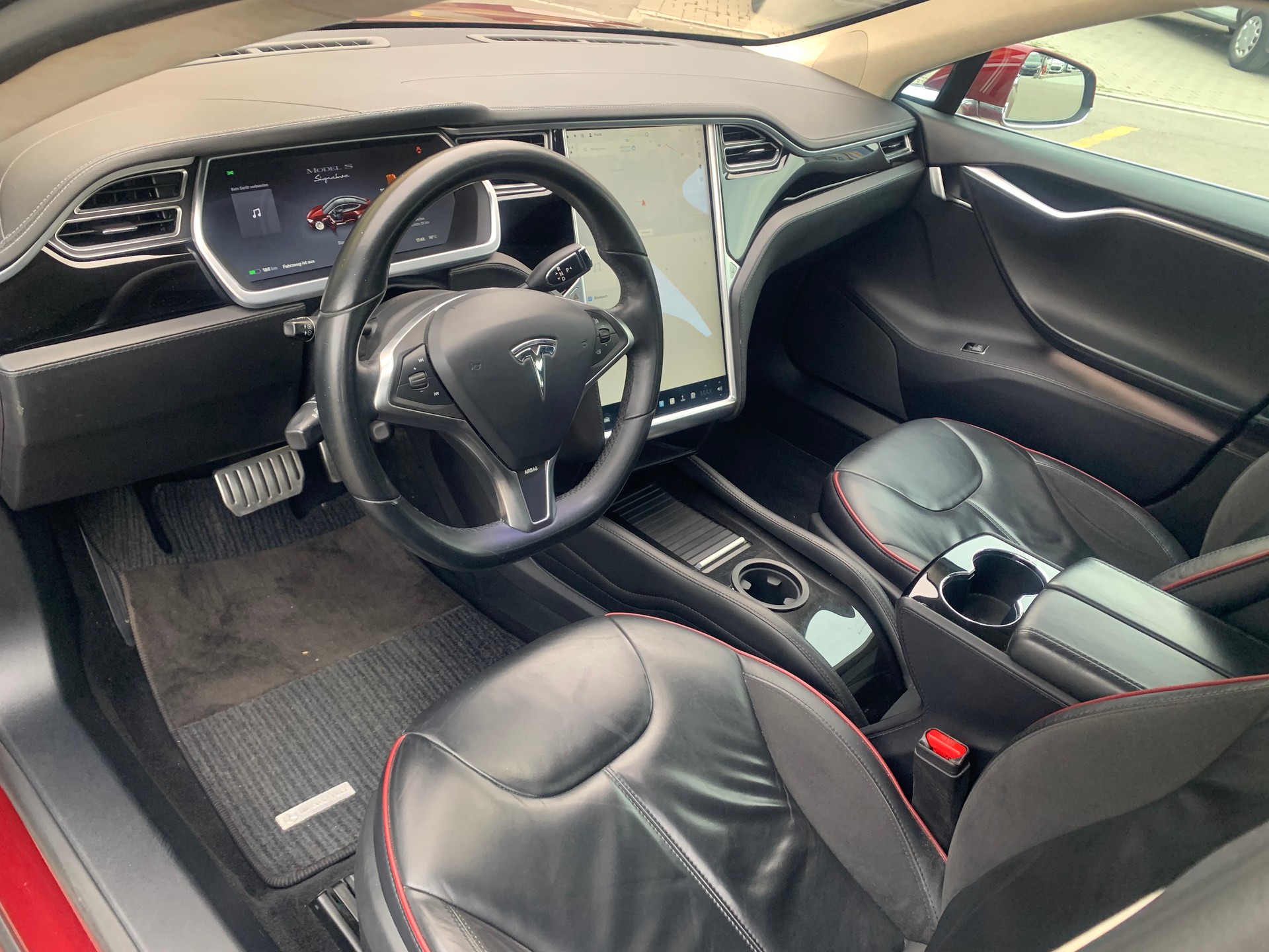 TESLA Model S 85 Signature Performance 85-image-13
