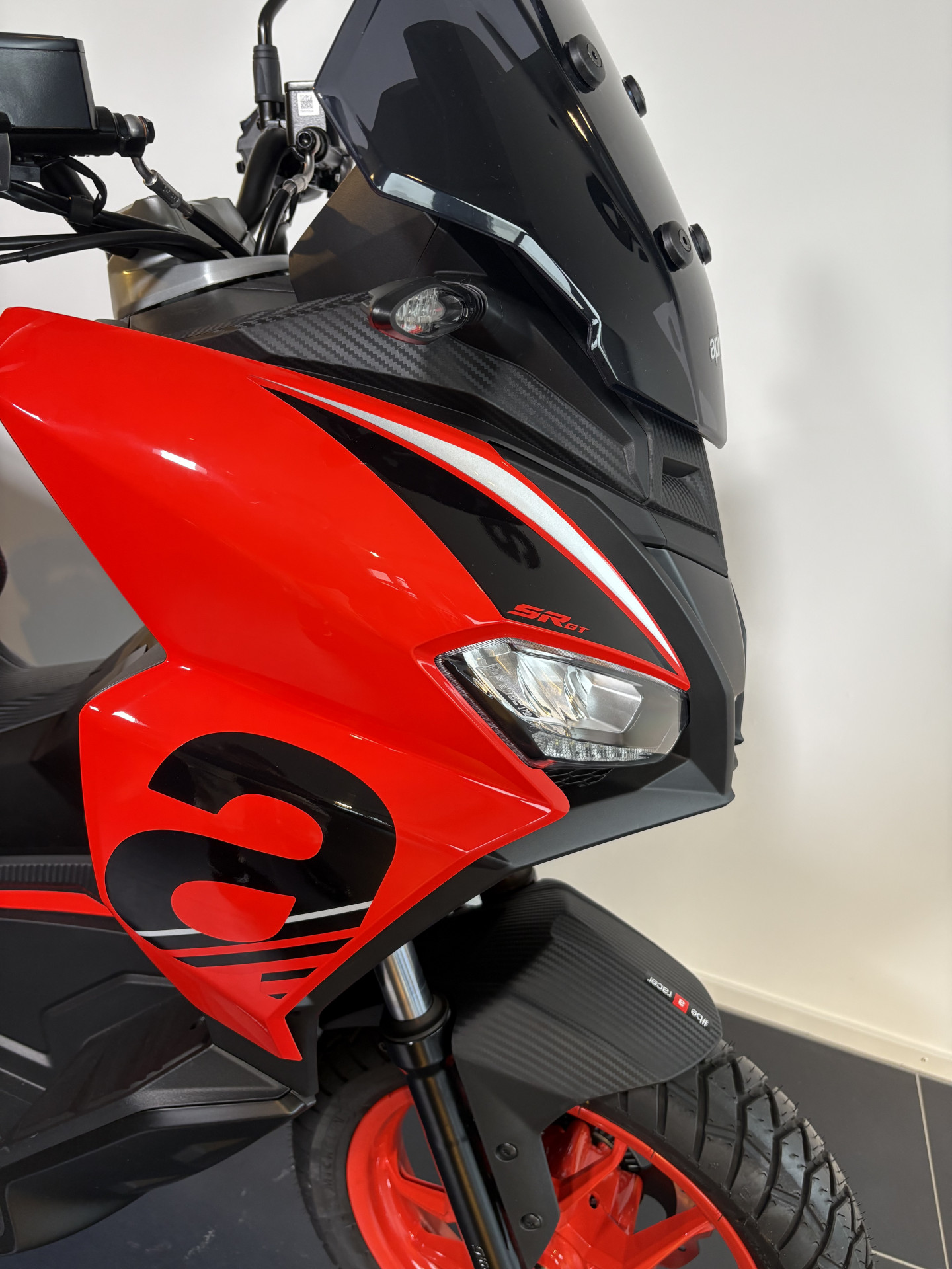 APRILIA SR GT 125 Sport-image-3