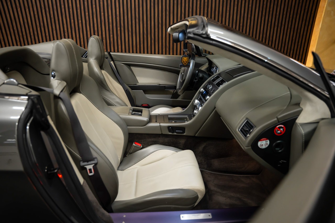 ASTON MARTIN V8 Vantage 4.7 Sportshift-image-15