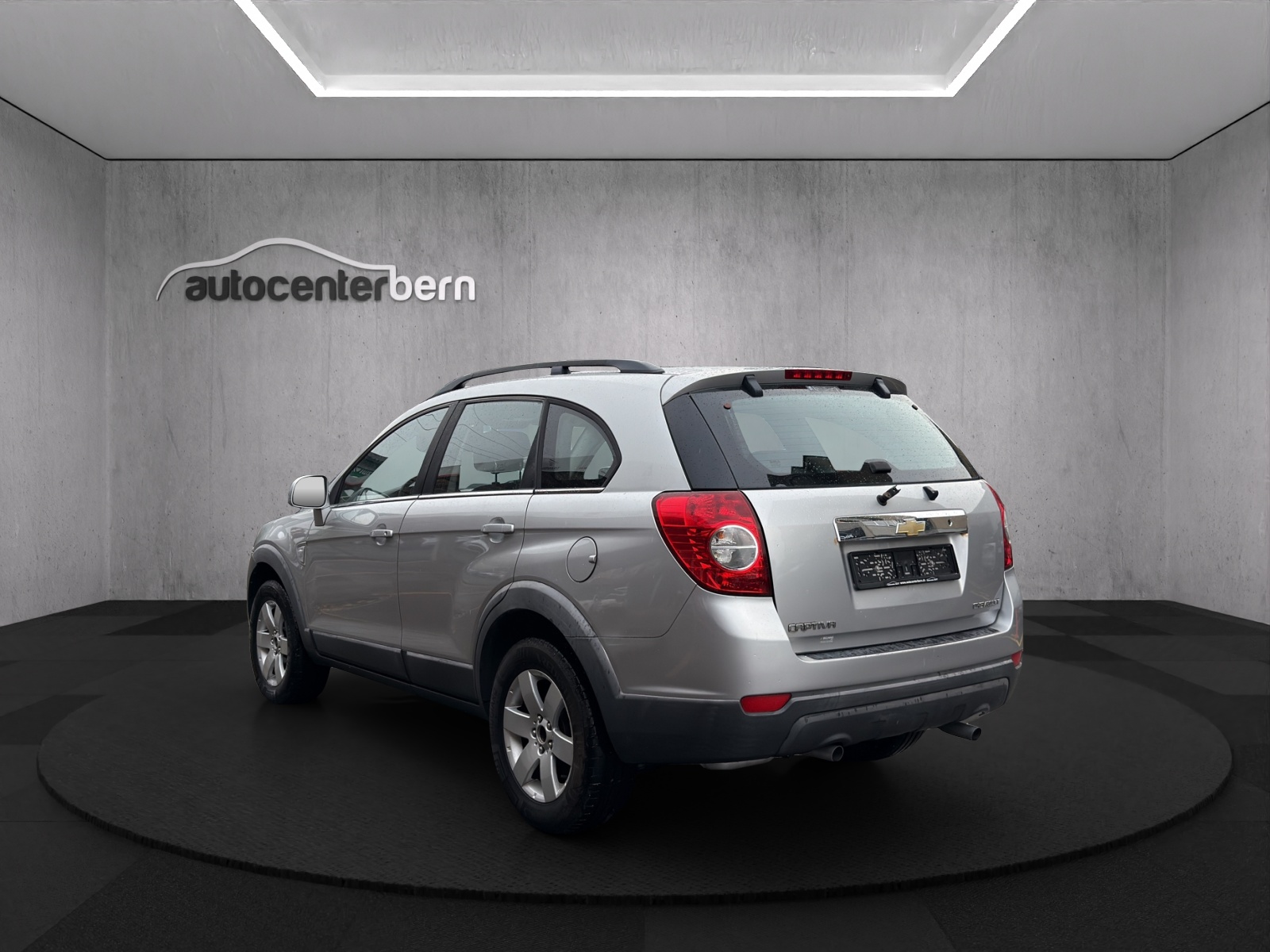 CHEVROLET Captiva 2.4 LS 2WD-image-4