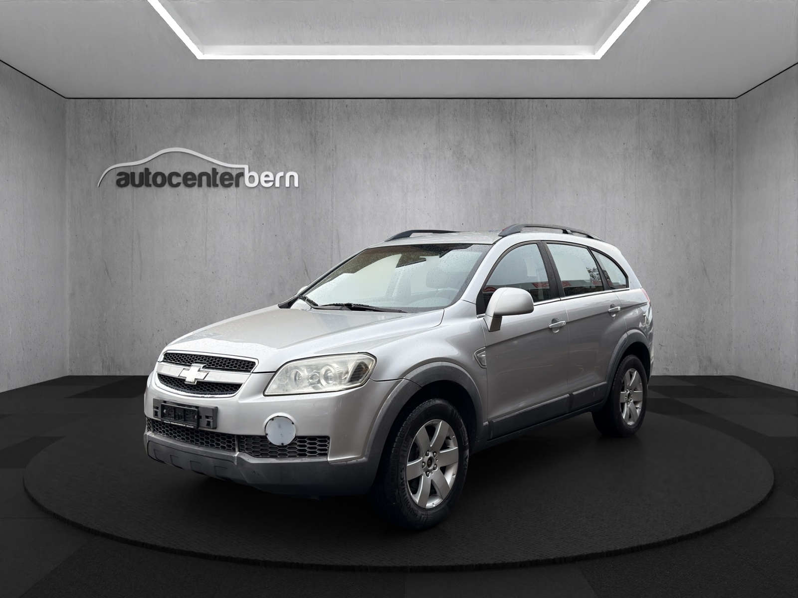 CHEVROLET Captiva 2.4 LS 2WD-image-2