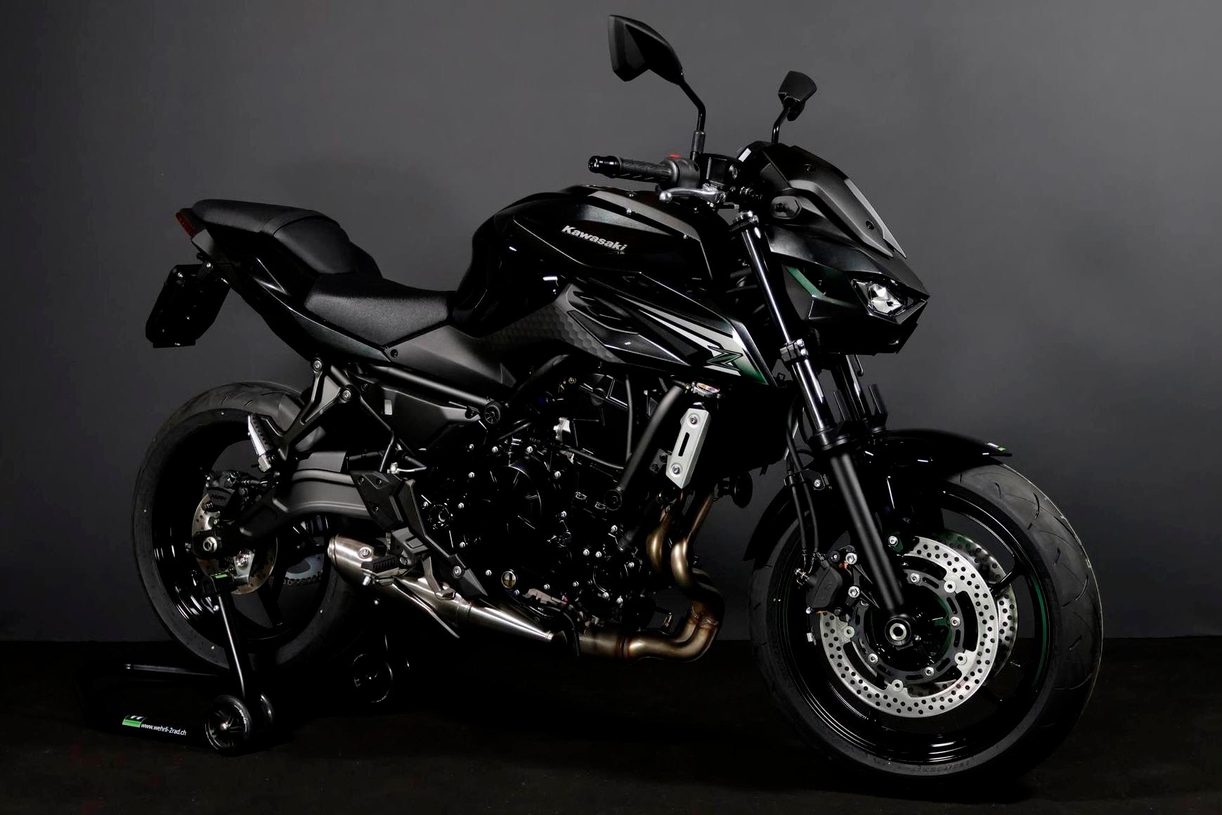 KAWASAKI Z 650 S (50/35 KW) Level 1-image-1
