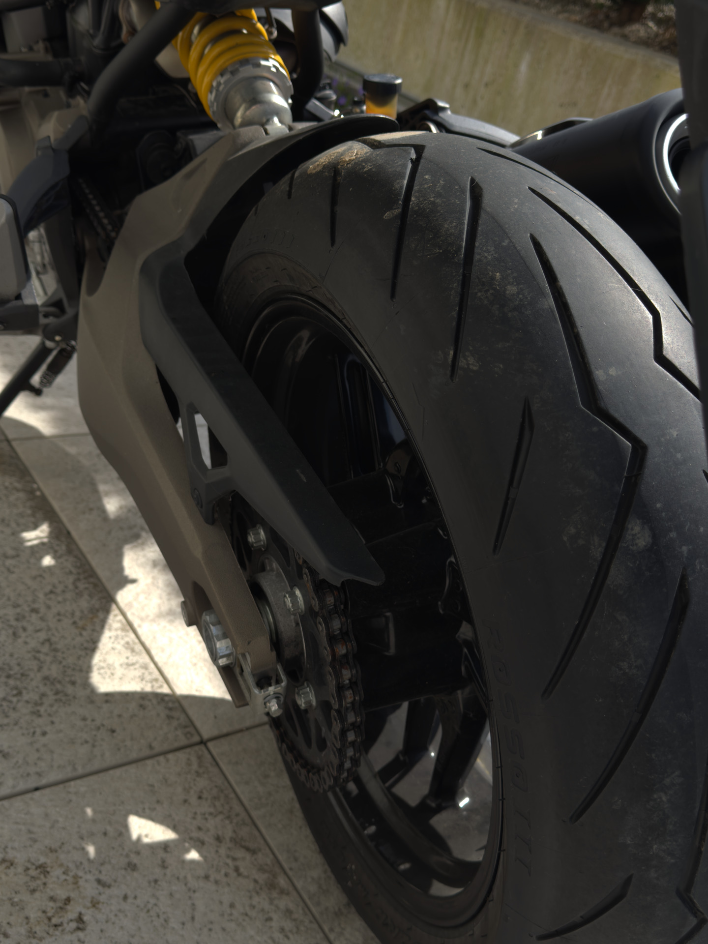 DUCATI Monster 821 Dark-image-9