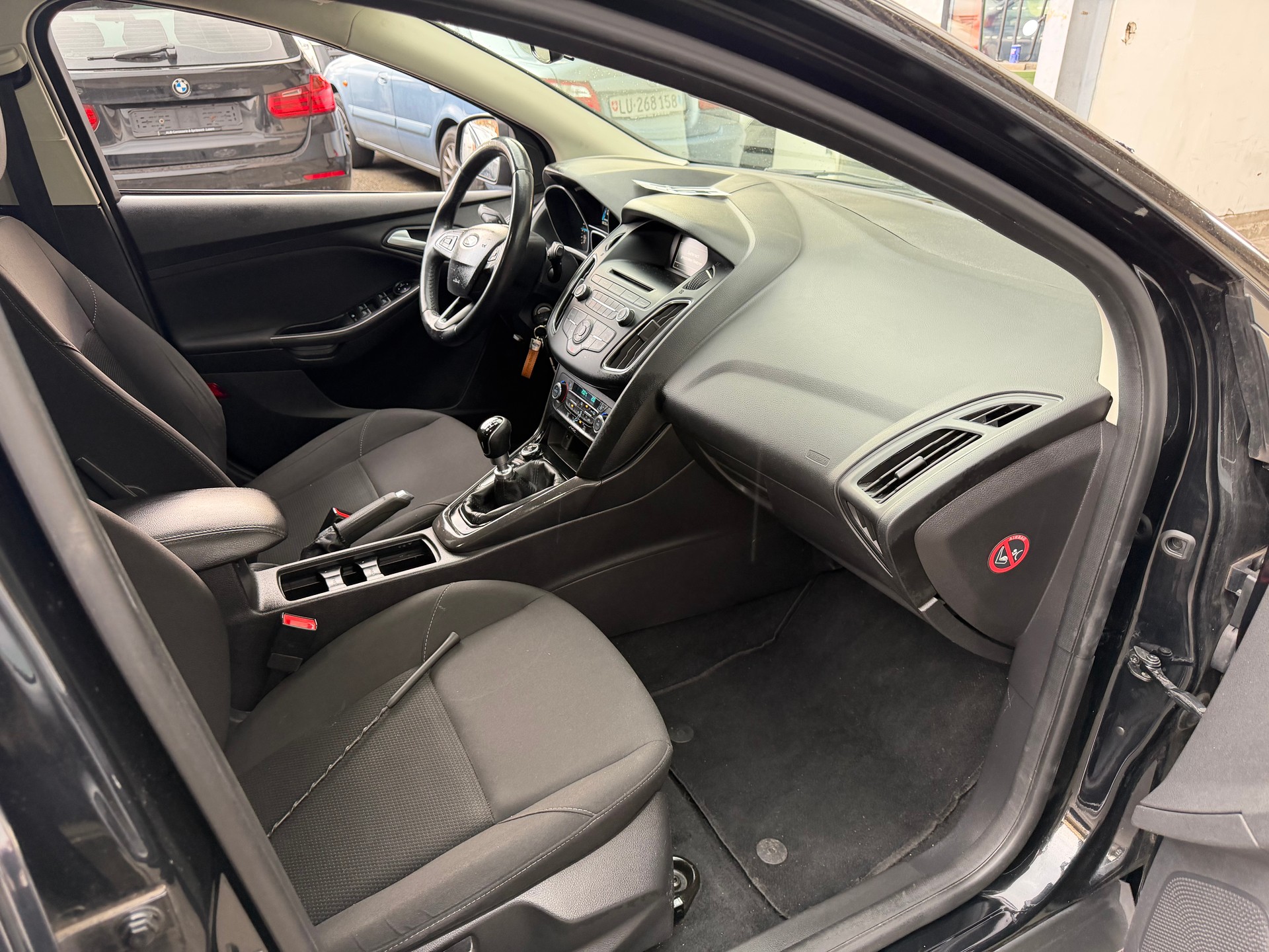 FORD Focus 1.0 SCTi Trend-image-6
