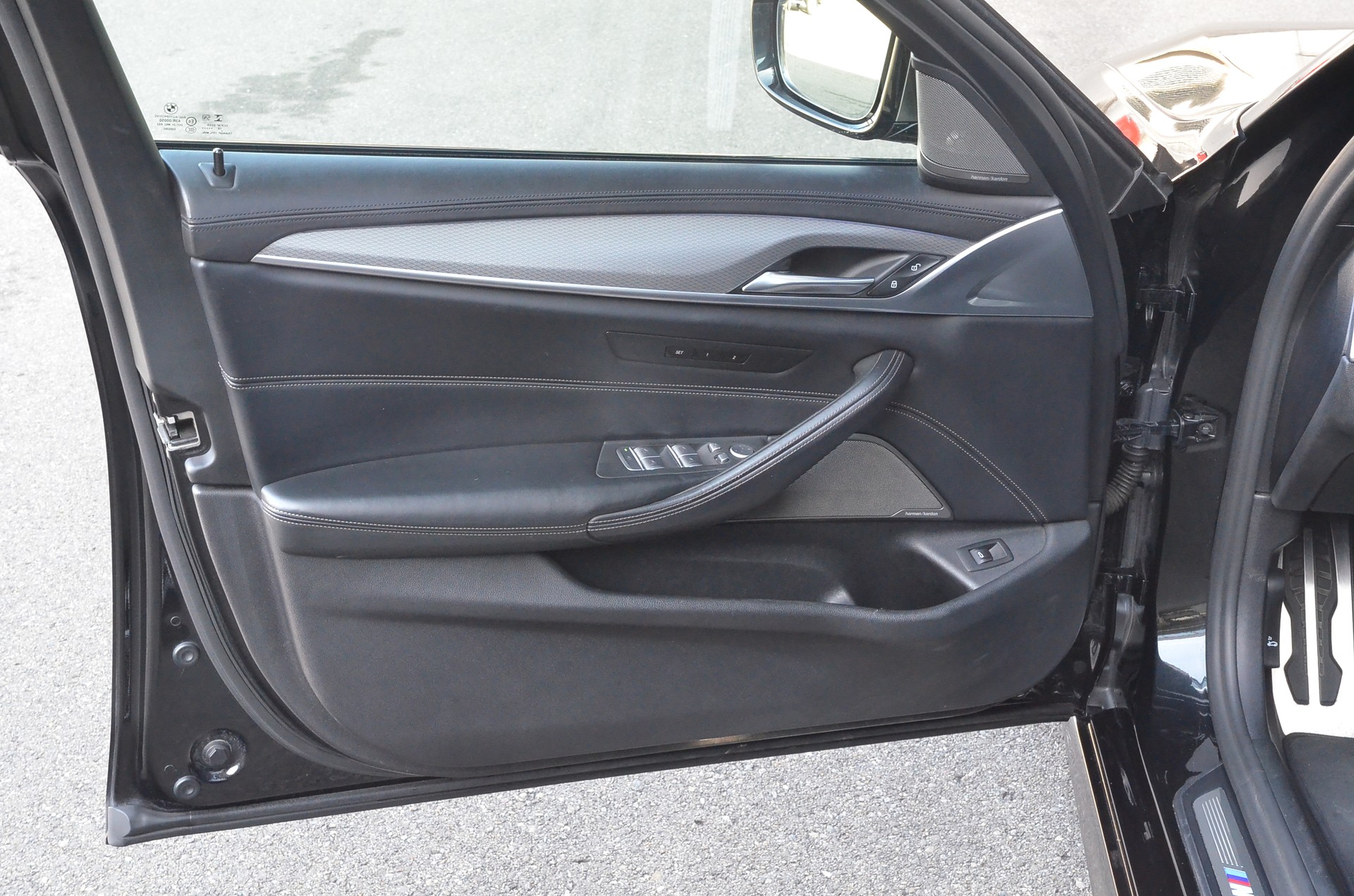 BMW M550d xDrive Touring Steptronic-image-5