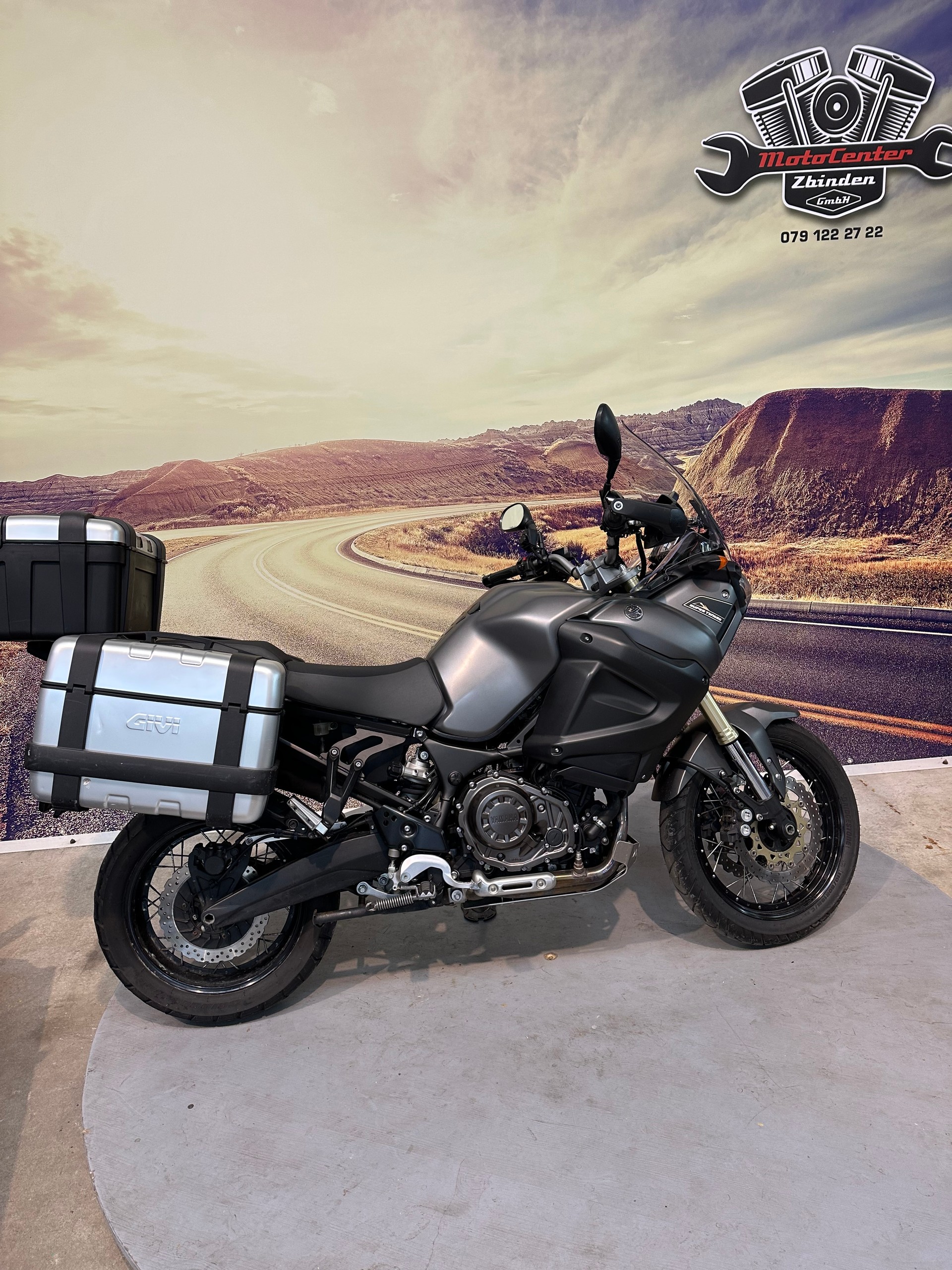 YAMAHA XT 1200 Z Super Ténéré-image-0