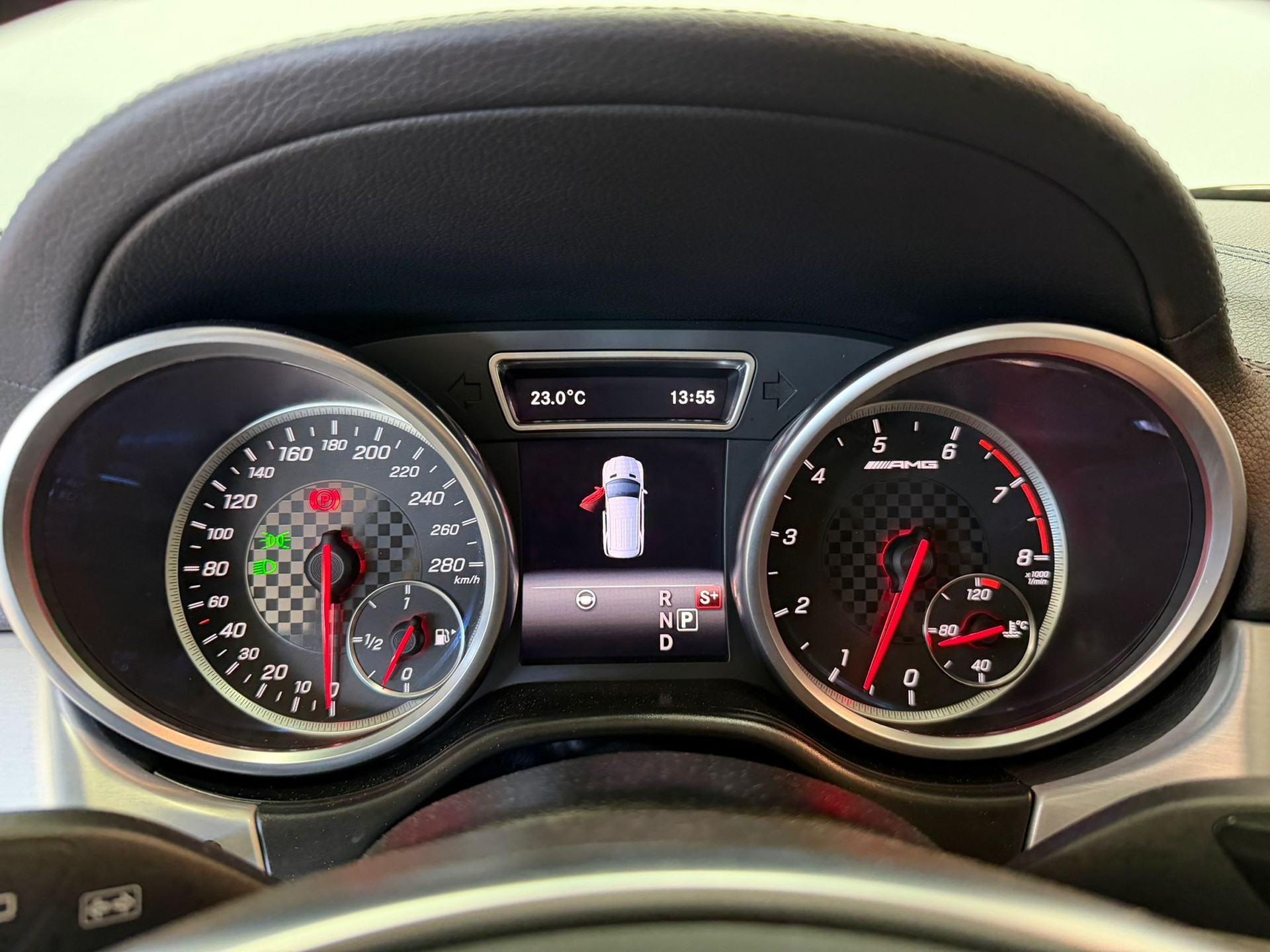 MERCEDES-BENZ GLE 43 AMG Executive 4Matic 9G-Tronic-image-10