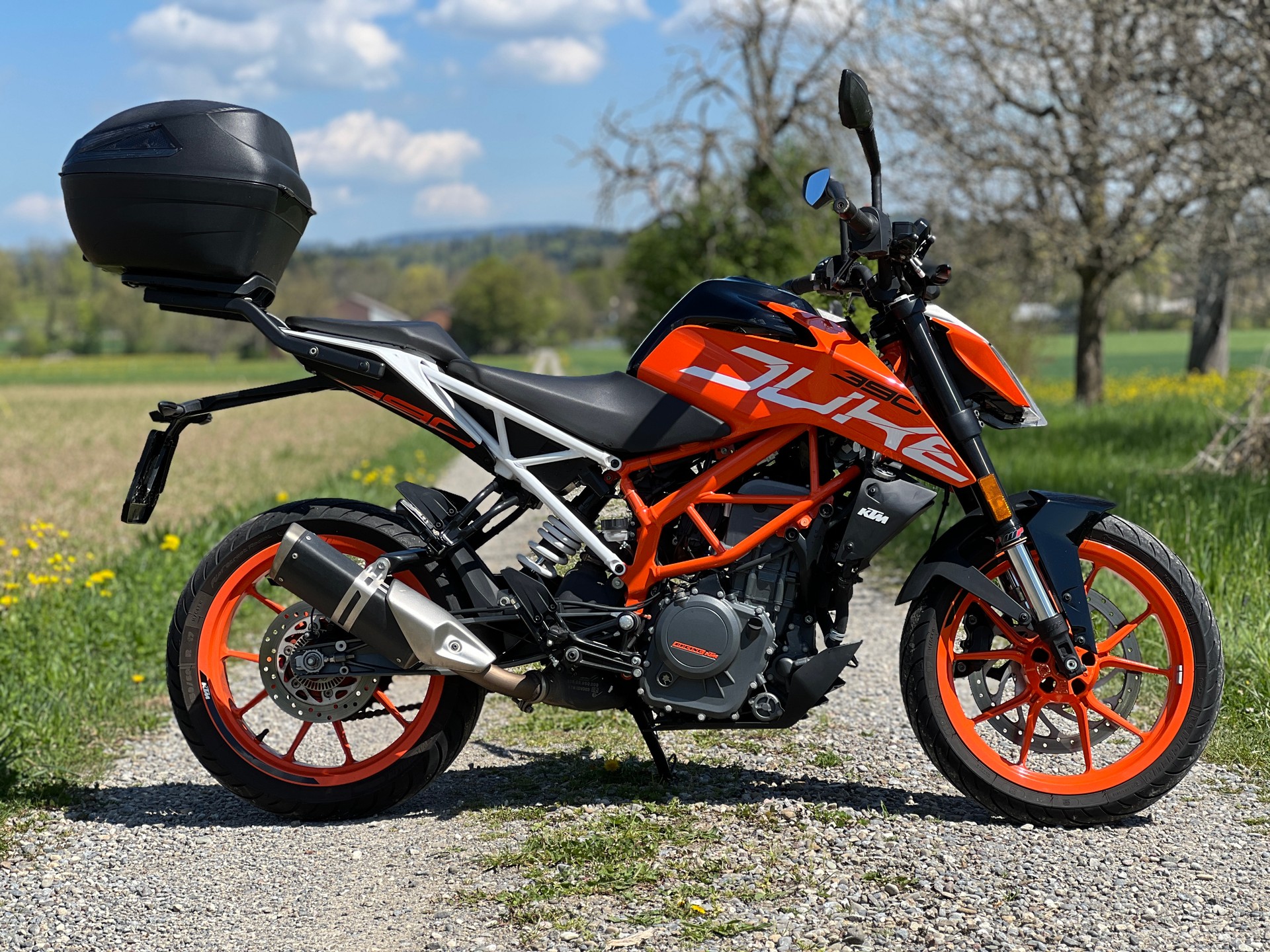 KTM 390 Duke ABS-image-1