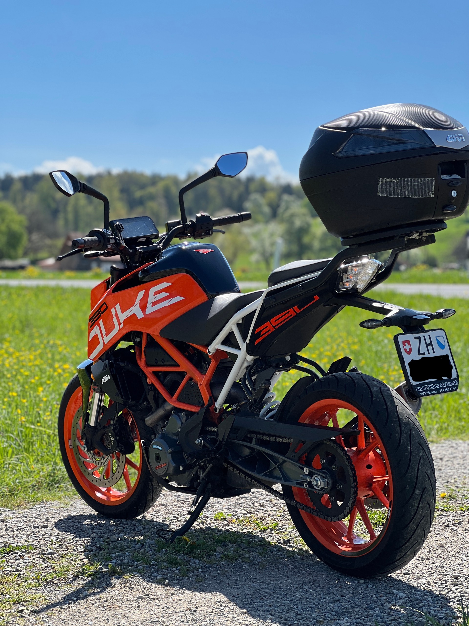 KTM 390 Duke ABS-image-5