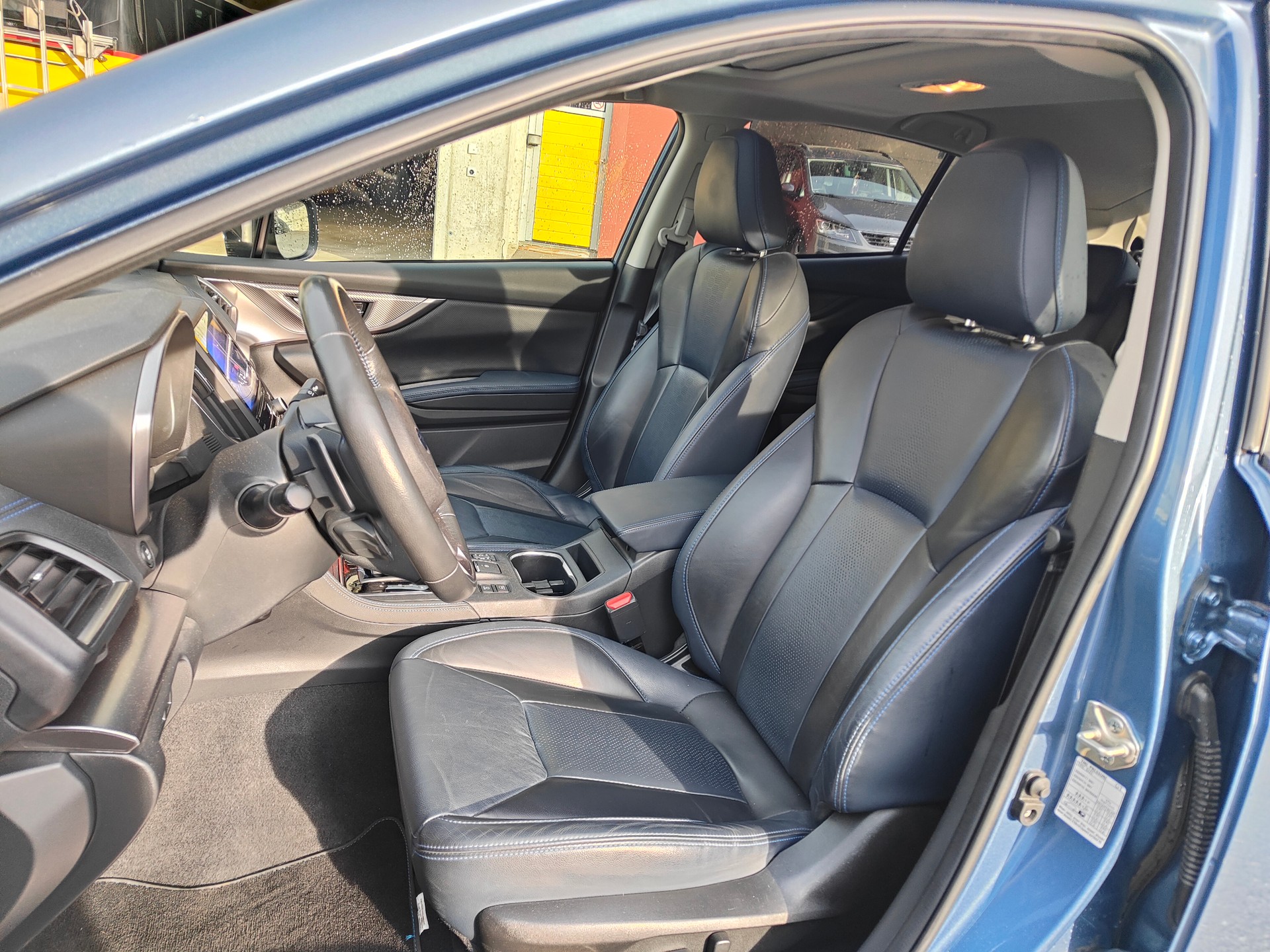 SUBARU XV 2.0 e-Boxer Luxury AWD Lineartronic-image-11