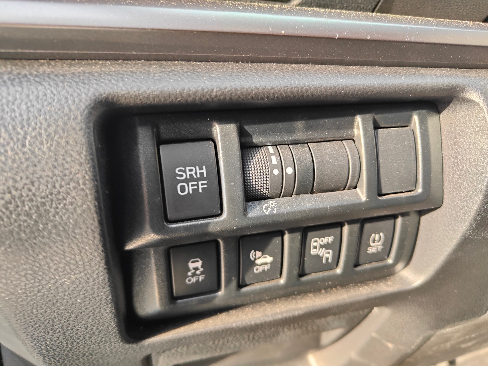 SUBARU XV 2.0 e-Boxer Luxury AWD Lineartronic-image-20