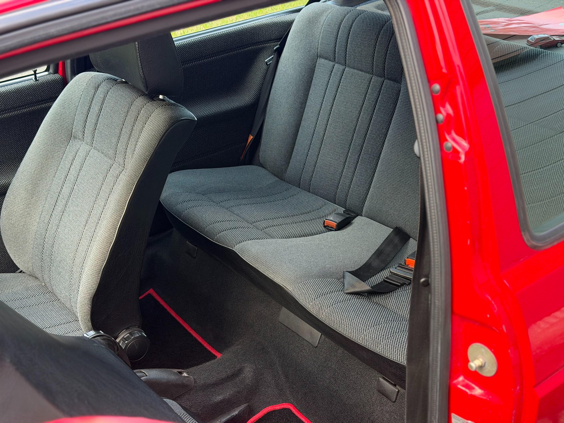 VW GOLF-image-8