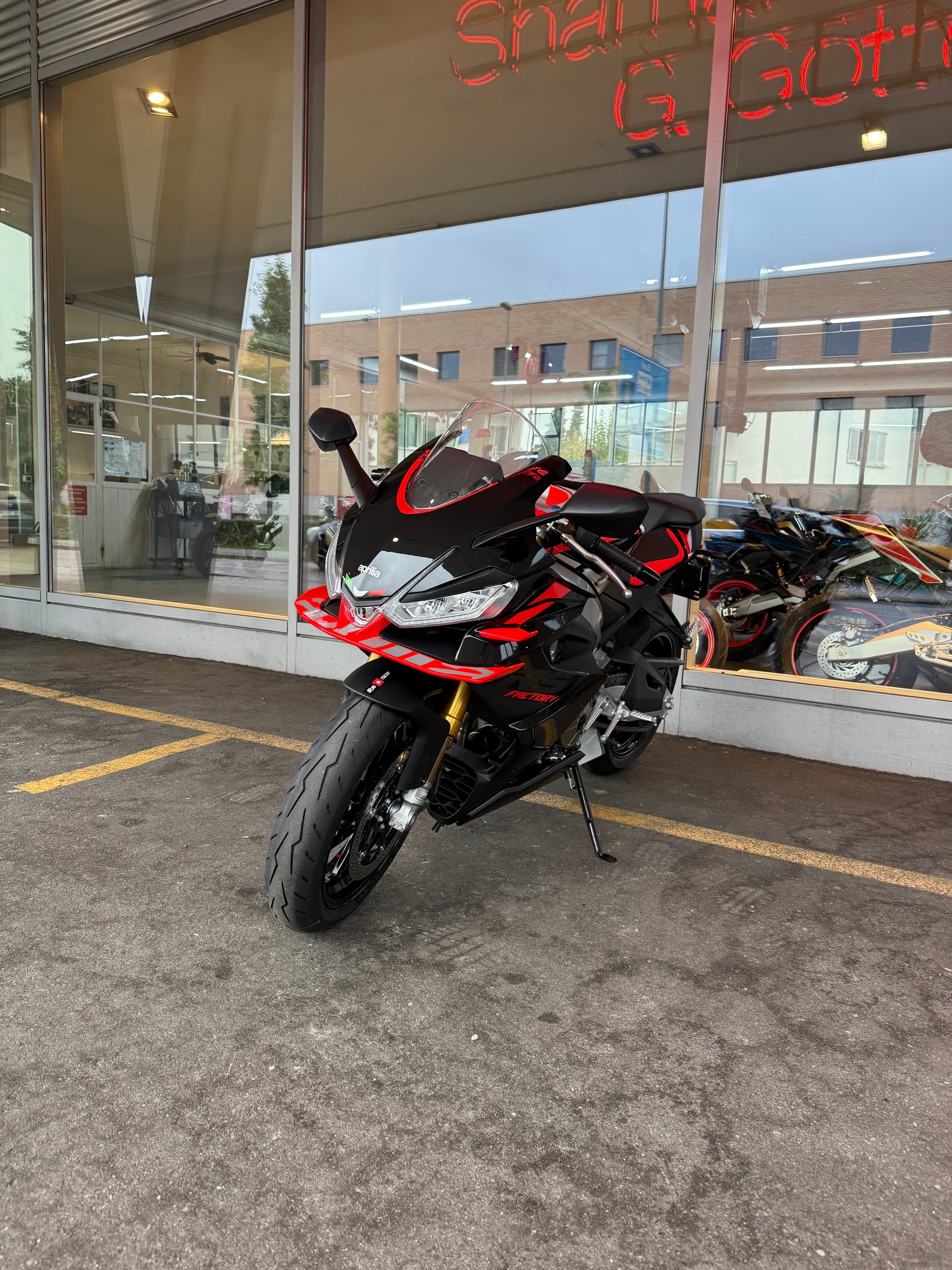 APRILIA RS 660 Factory E 5+-image-3