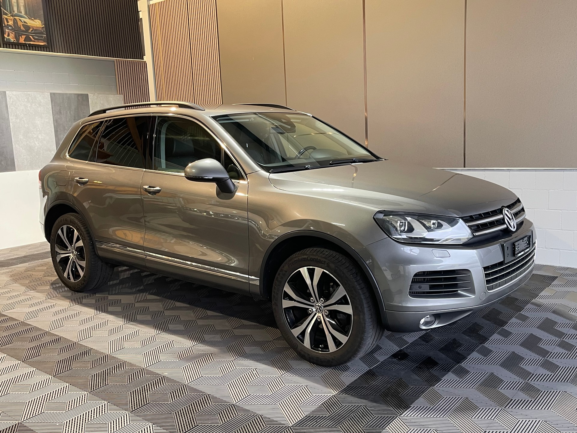 VW Touareg 3.0 TDI BMT Terrain Tech Bl.Pearl Tiptr-showroom-element-2