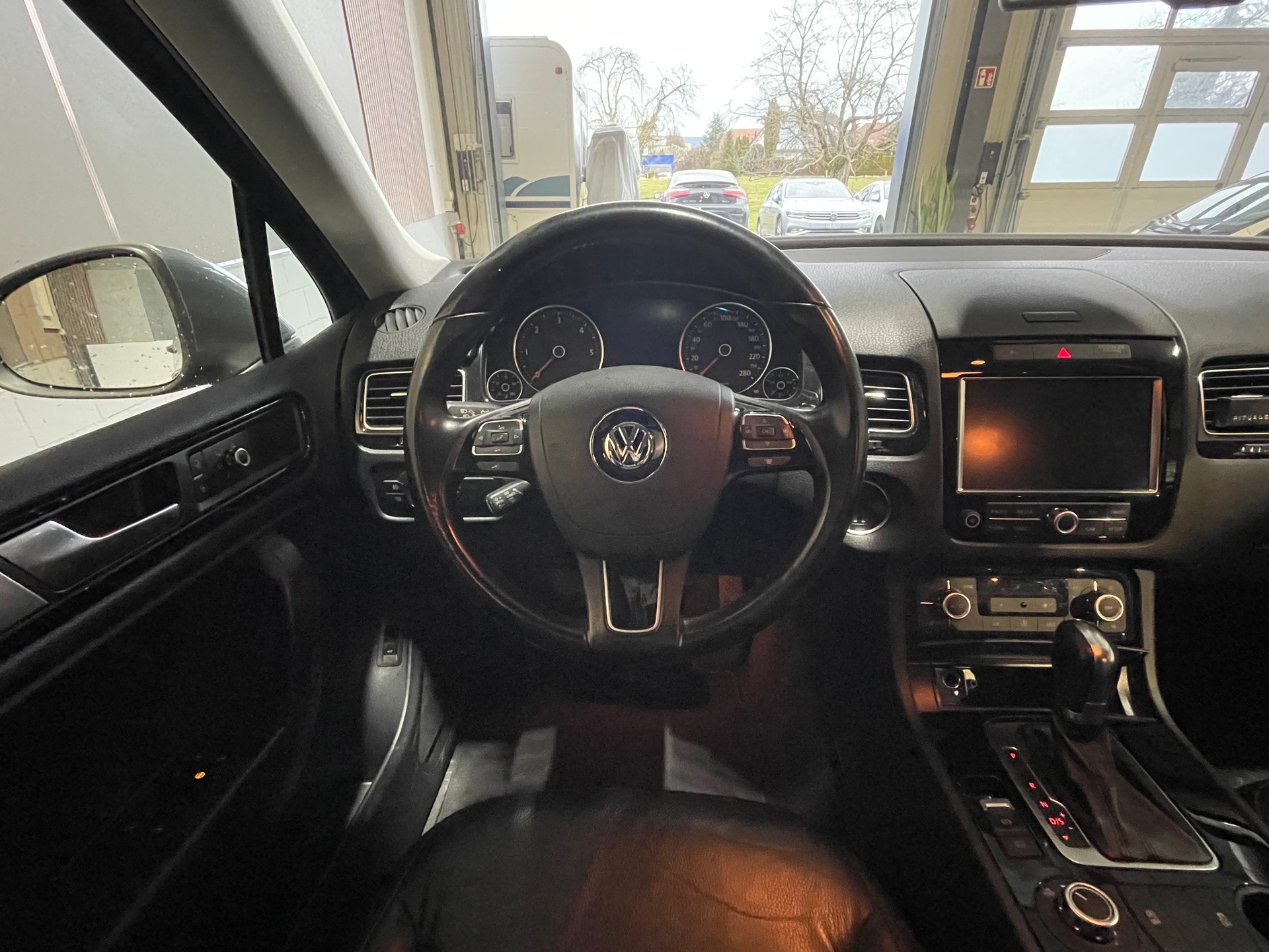 VW Touareg 3.0 TDI BMT Terrain Tech Bl.Pearl Tiptr-image-14