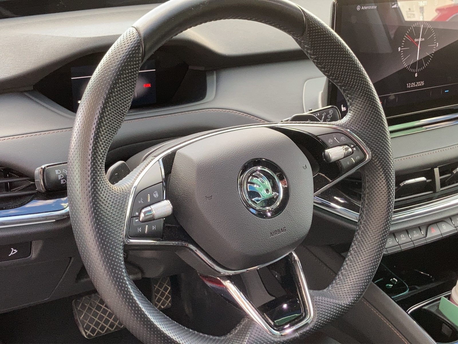 SKODA Enyaq iV 80x-image-9