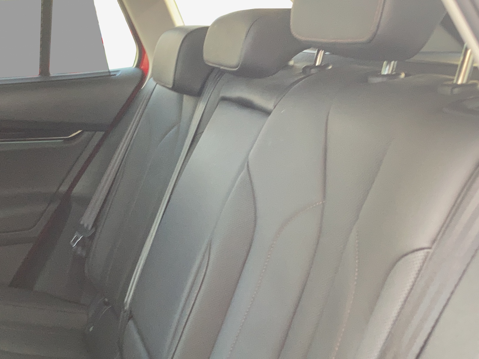SKODA Enyaq iV 80x-image-11