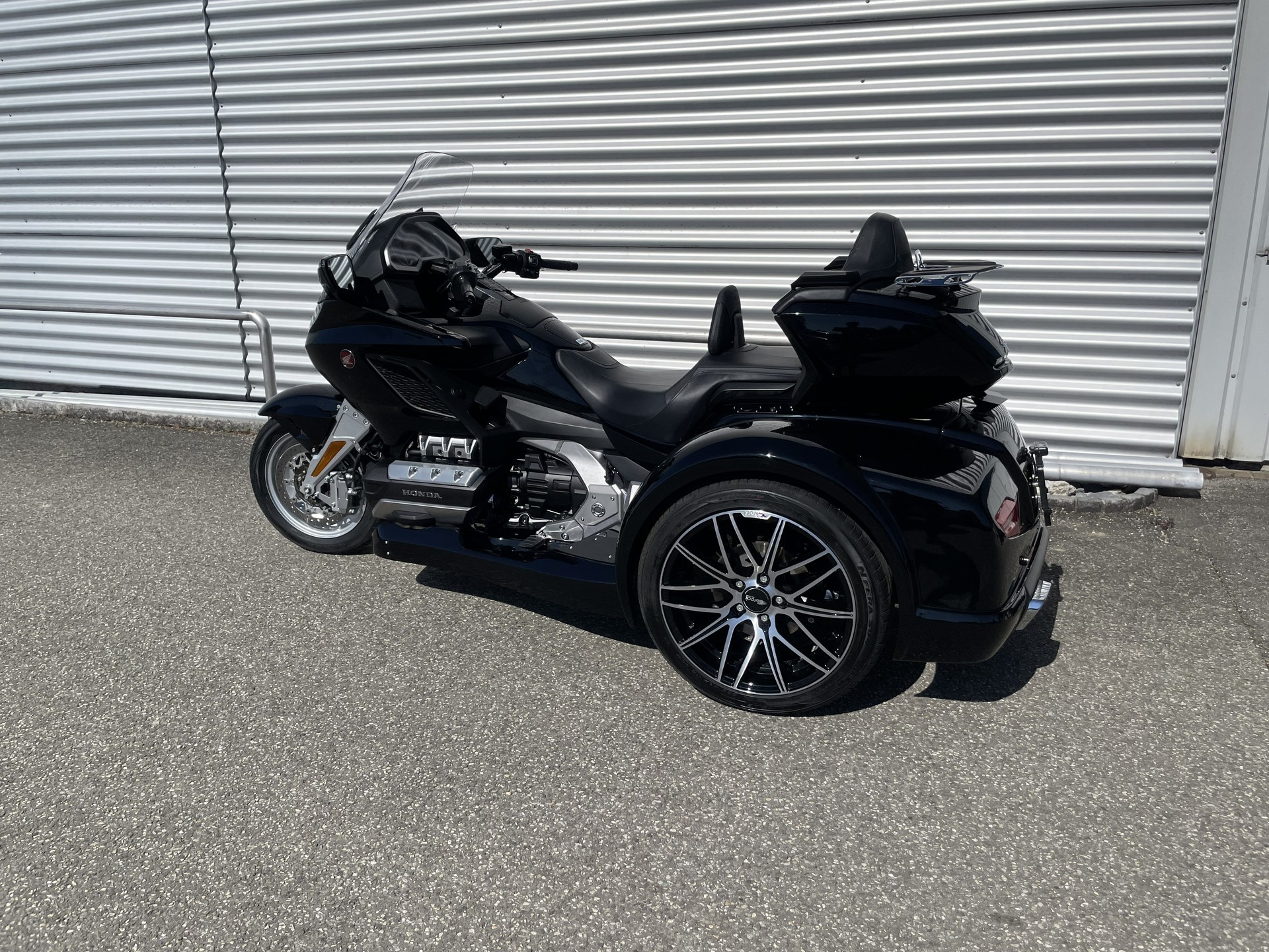 HONDA GL 1800 DA DCT Goldwing-image-2