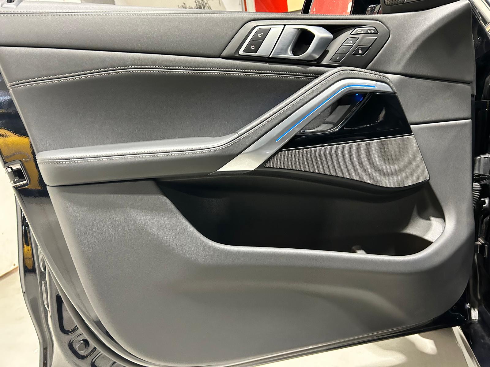 BMW X6 M60i M-SPORT CH FAHRZEUG-image-21
