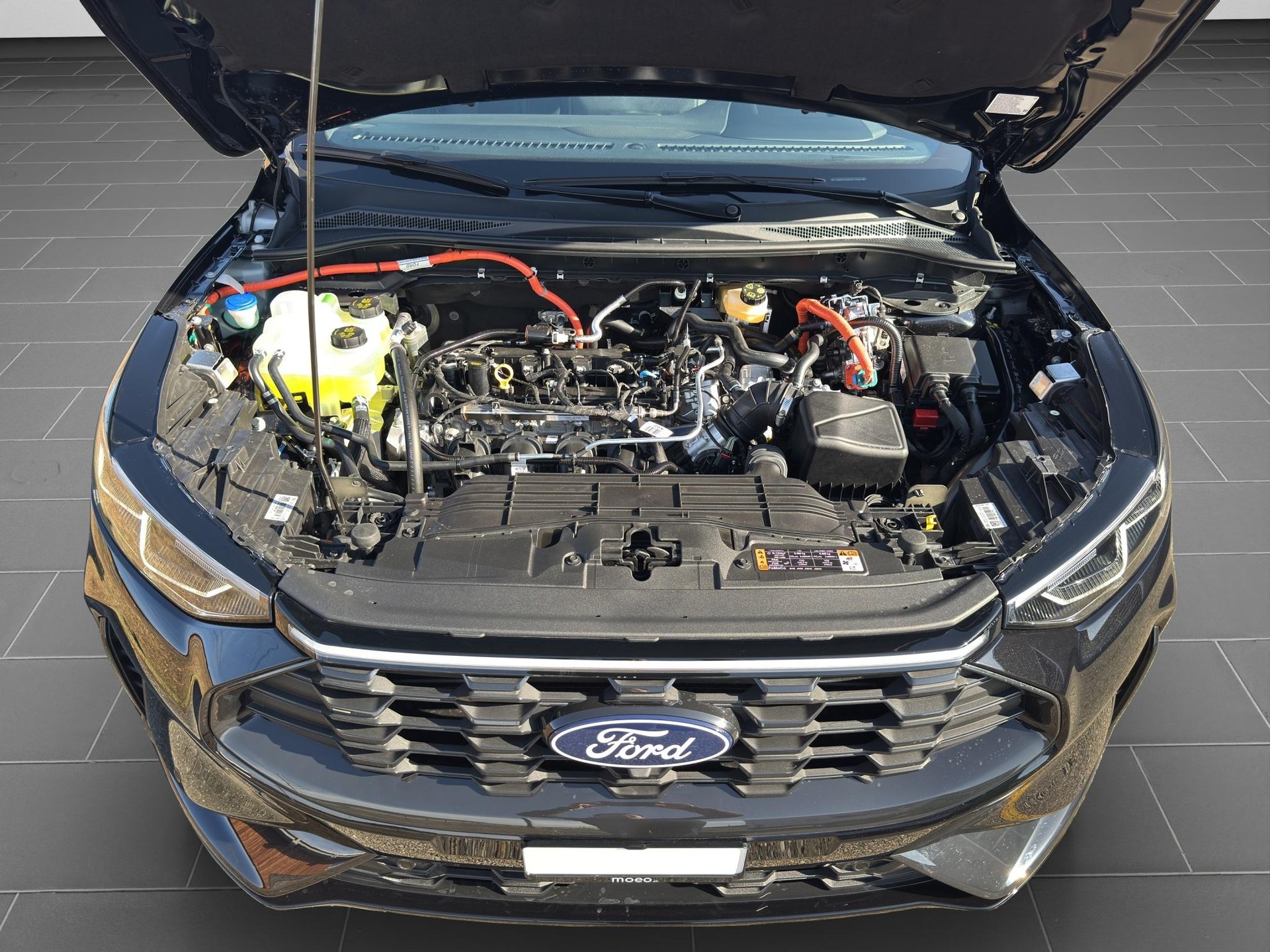 FORD Kuga 2.5 Hybrid ST-Line X 4x4-image-28