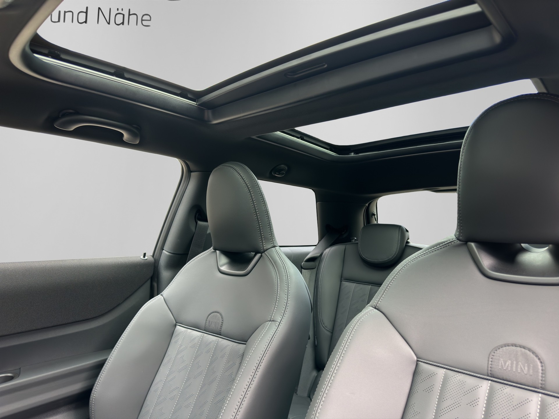 MINI 3door "JCW Trim"-image-11