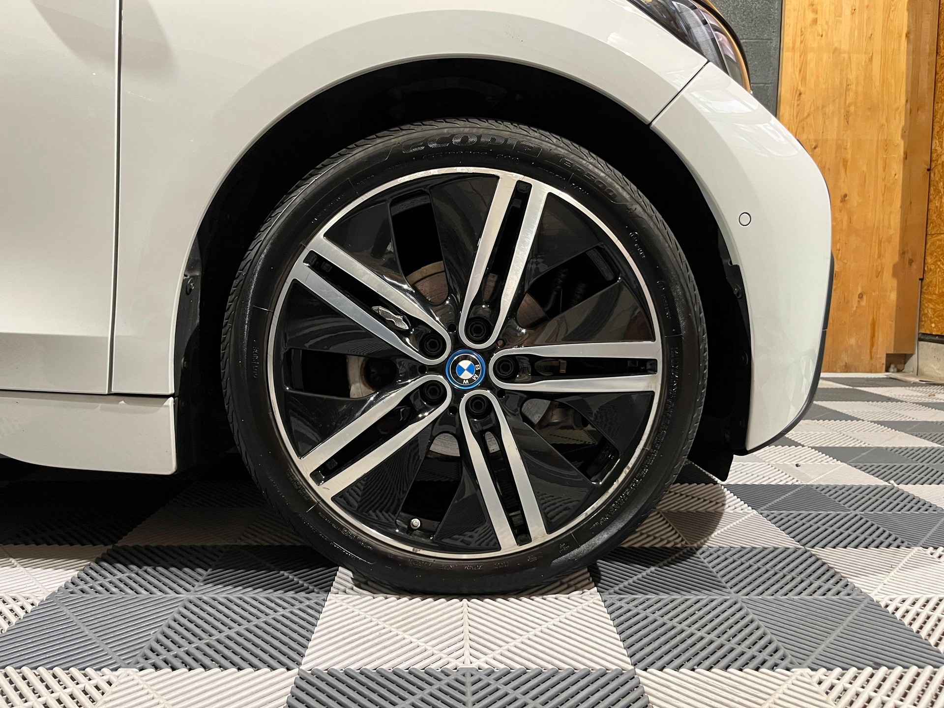BMW i3 (94Ah)-image-20