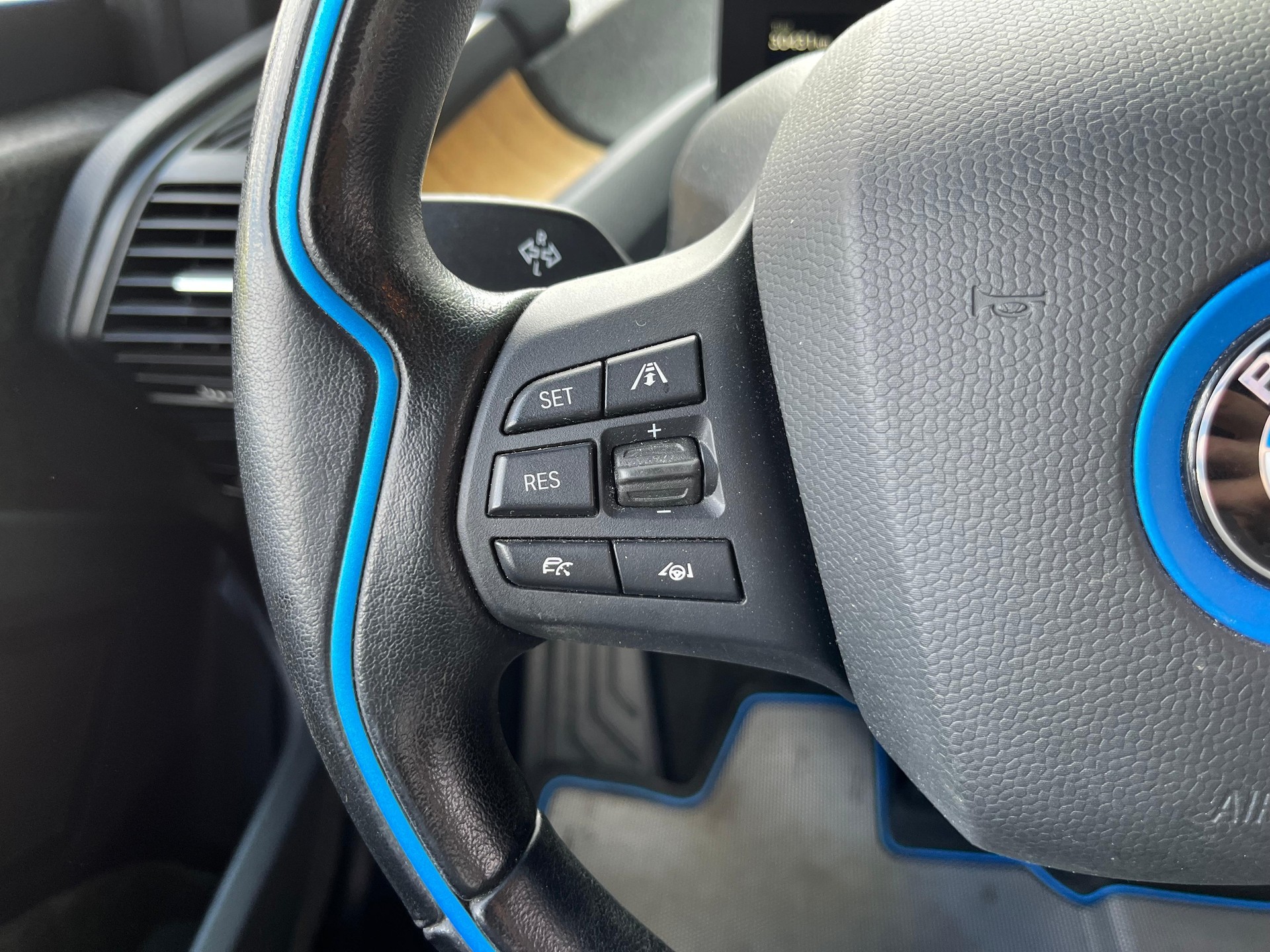 BMW i3 (94Ah)-image-15