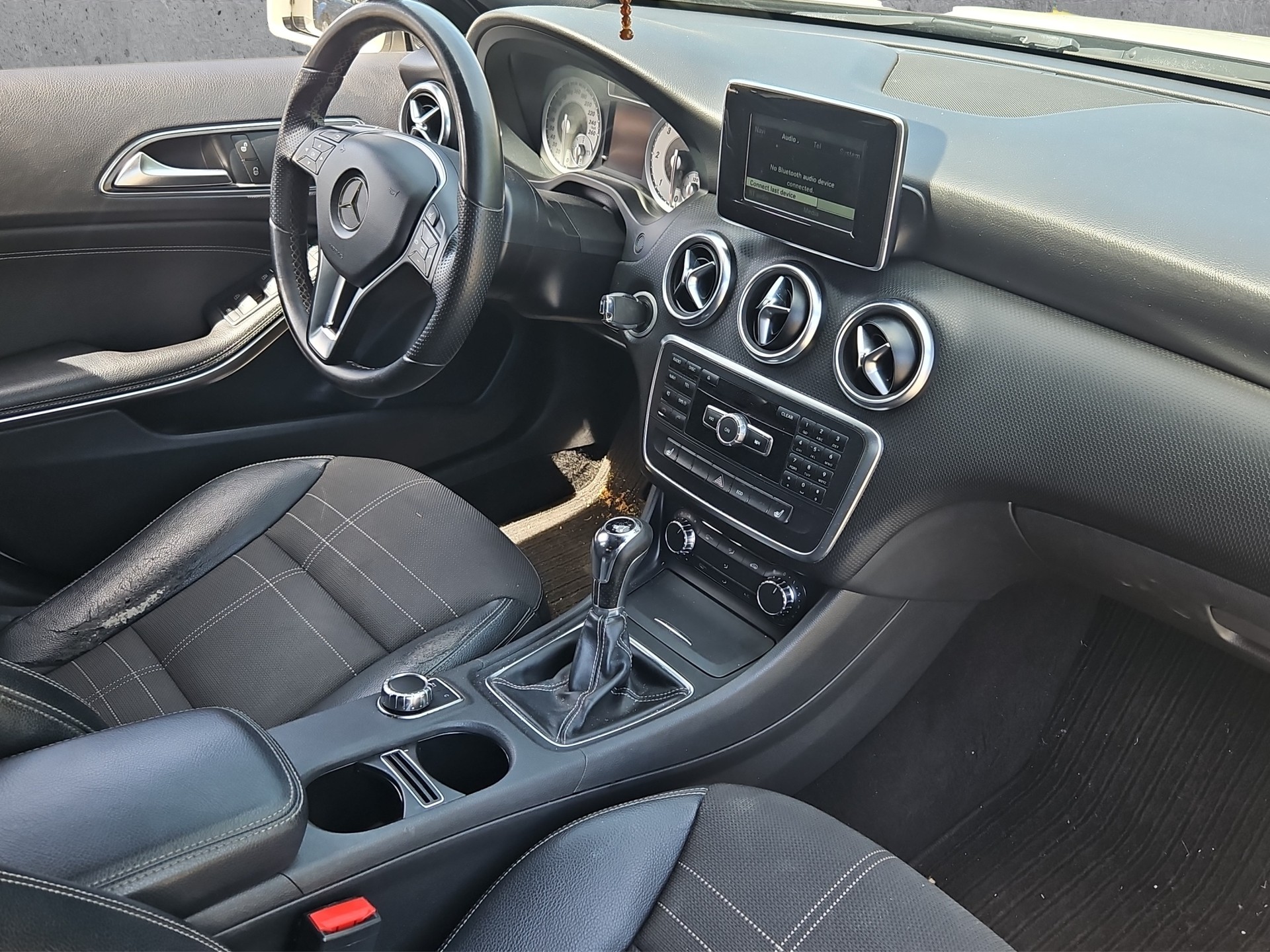 MERCEDES-BENZ A 200 CDI Urban-image-5