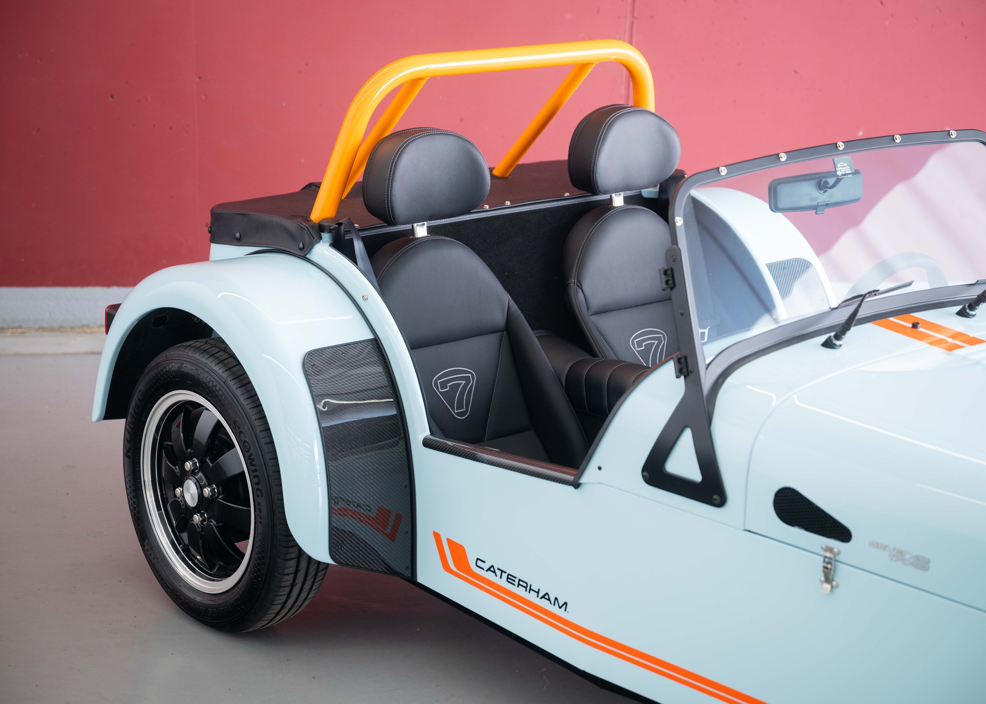 CATERHAM Seven 170S (MY26, Swiss new car, Gulf Blue paint, 24-month factory warranty)-image-12