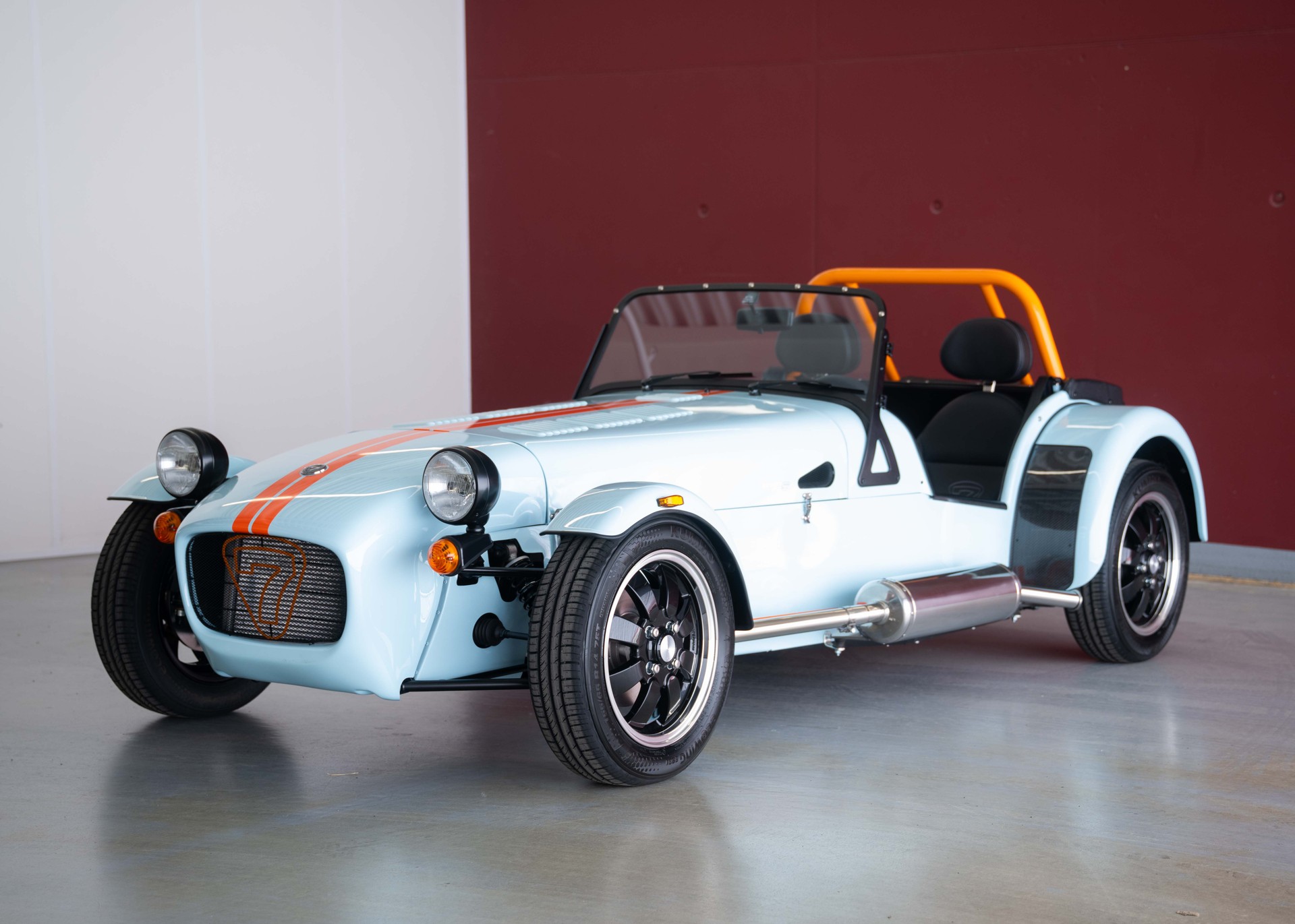 CATERHAM Seven 170S (MY26, Swiss new car, Gulf Blue paint, 24-month factory warranty)-image-4