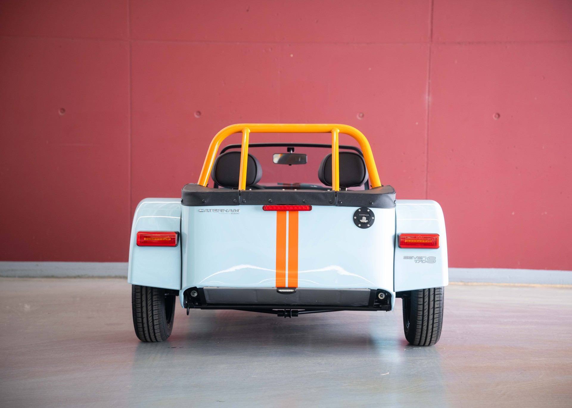 CATERHAM Seven 170S (MY26, Swiss new car, Gulf Blue paint, 24-month factory warranty)-showroom-element-3