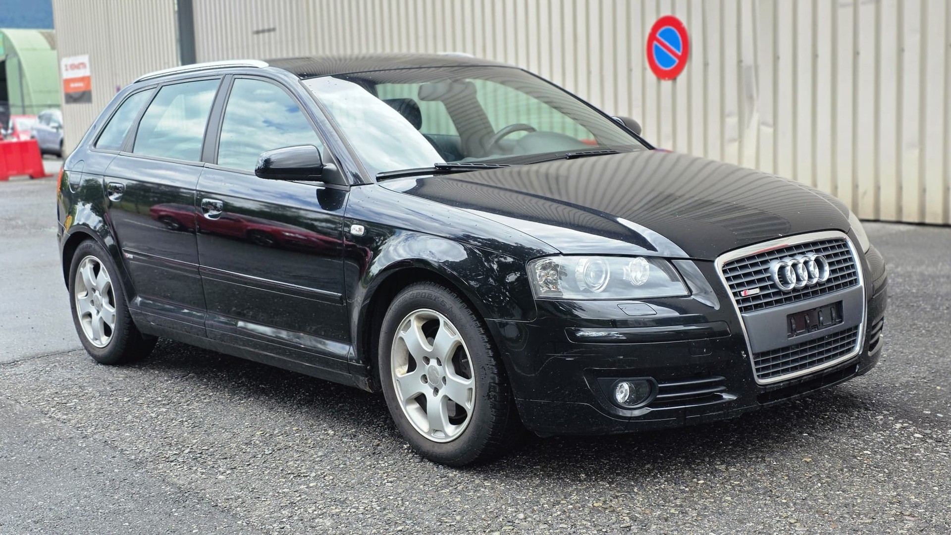 AUDI A3 Sportback 2.0 Turbo FSI Ambiente quattro-image-1