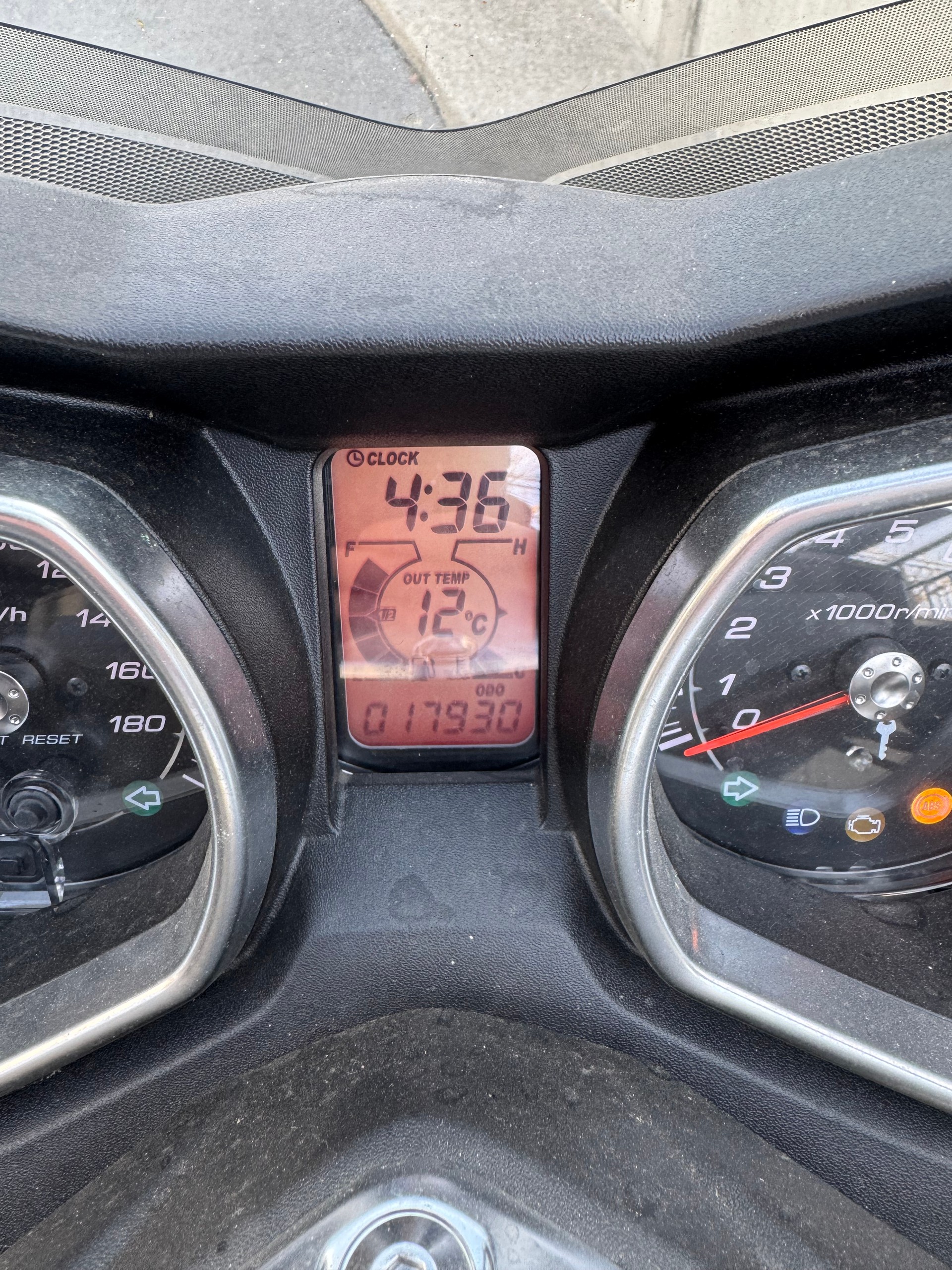 YAMAHA X-Max YP 400 R-image-5