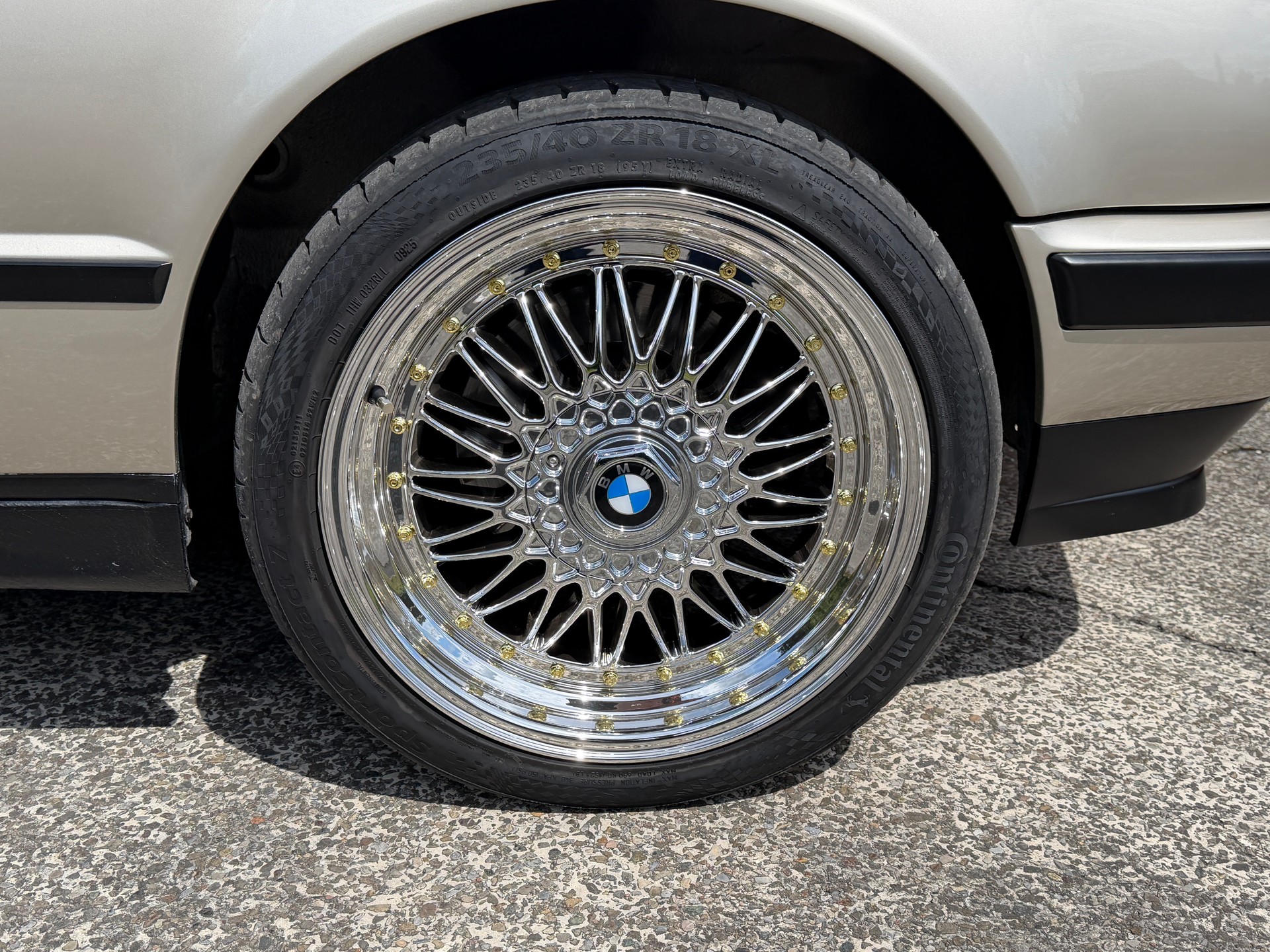BMW 525i A-image-9