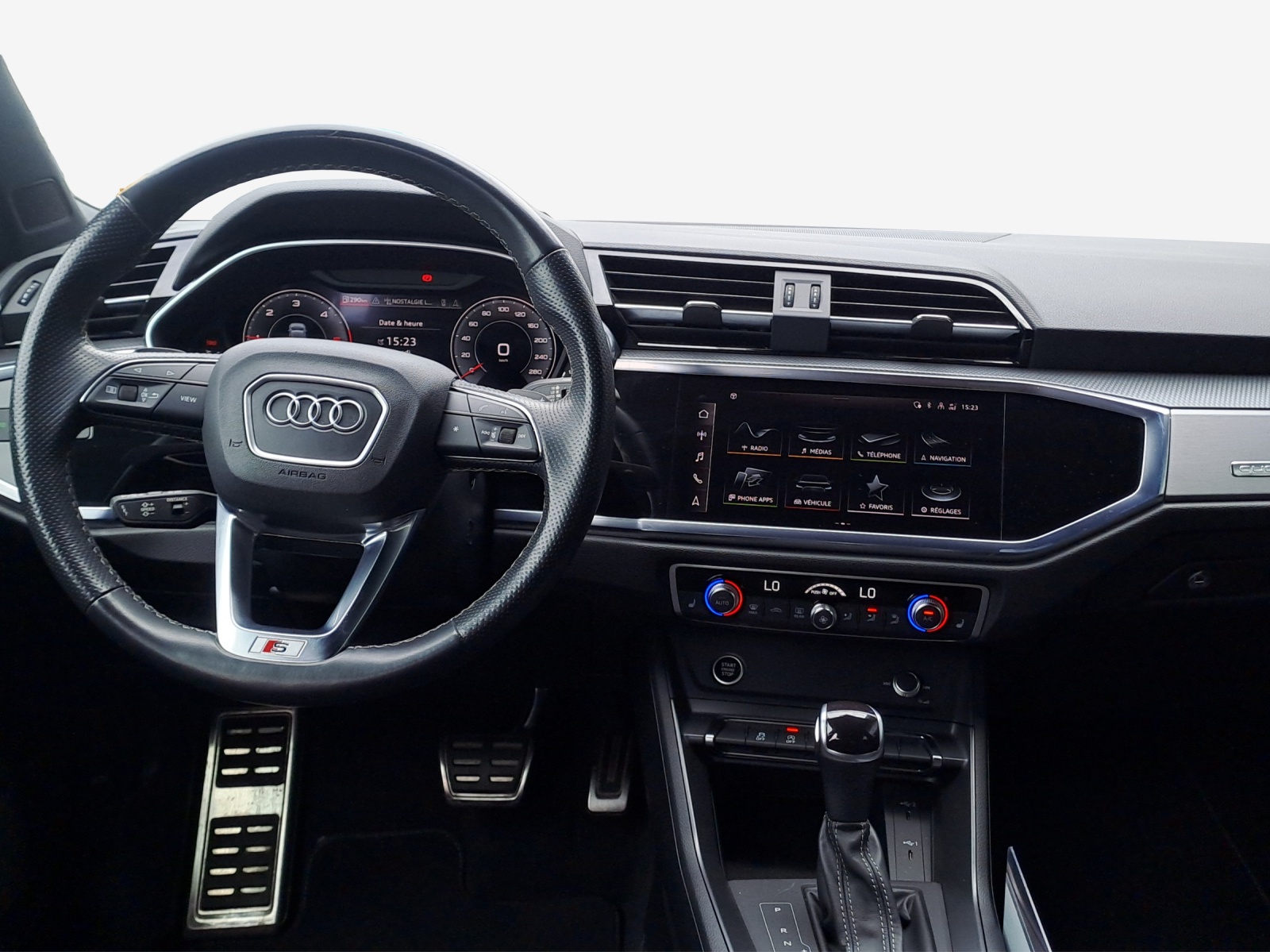 AUDI Q3 35 TDI advanced quattro S-tronic-image-8
