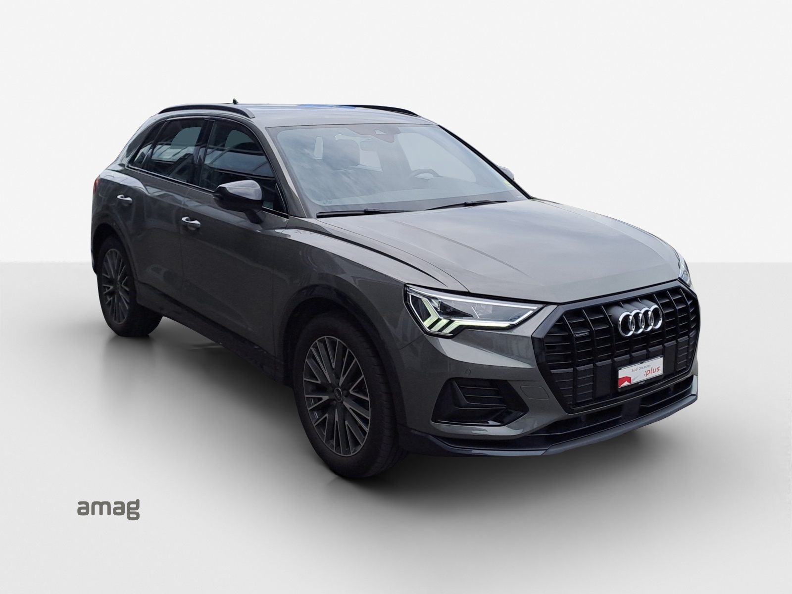 AUDI Q3 35 TDI advanced quattro S-tronic-image-5