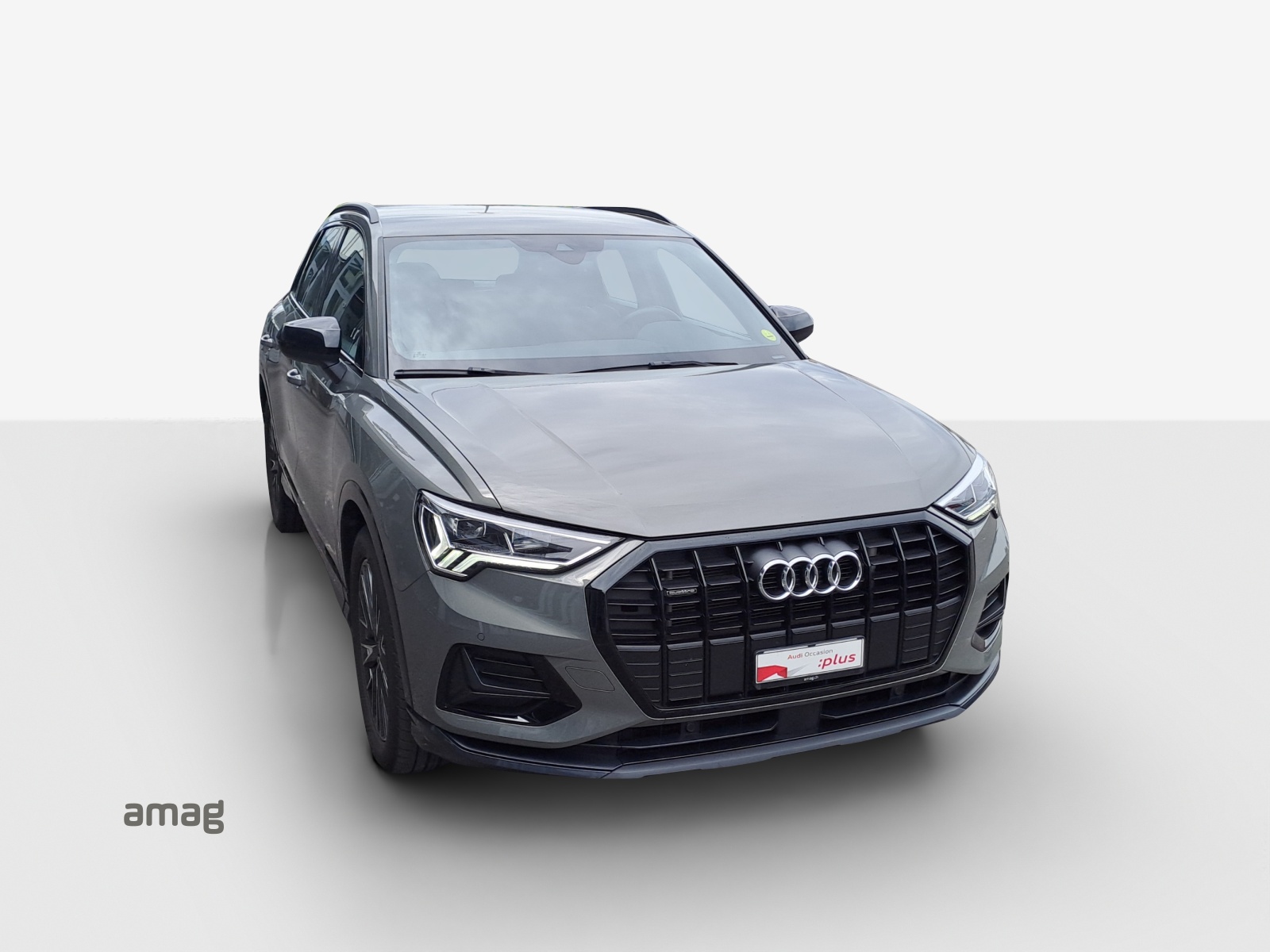 AUDI Q3 35 TDI advanced quattro S-tronic-image-15
