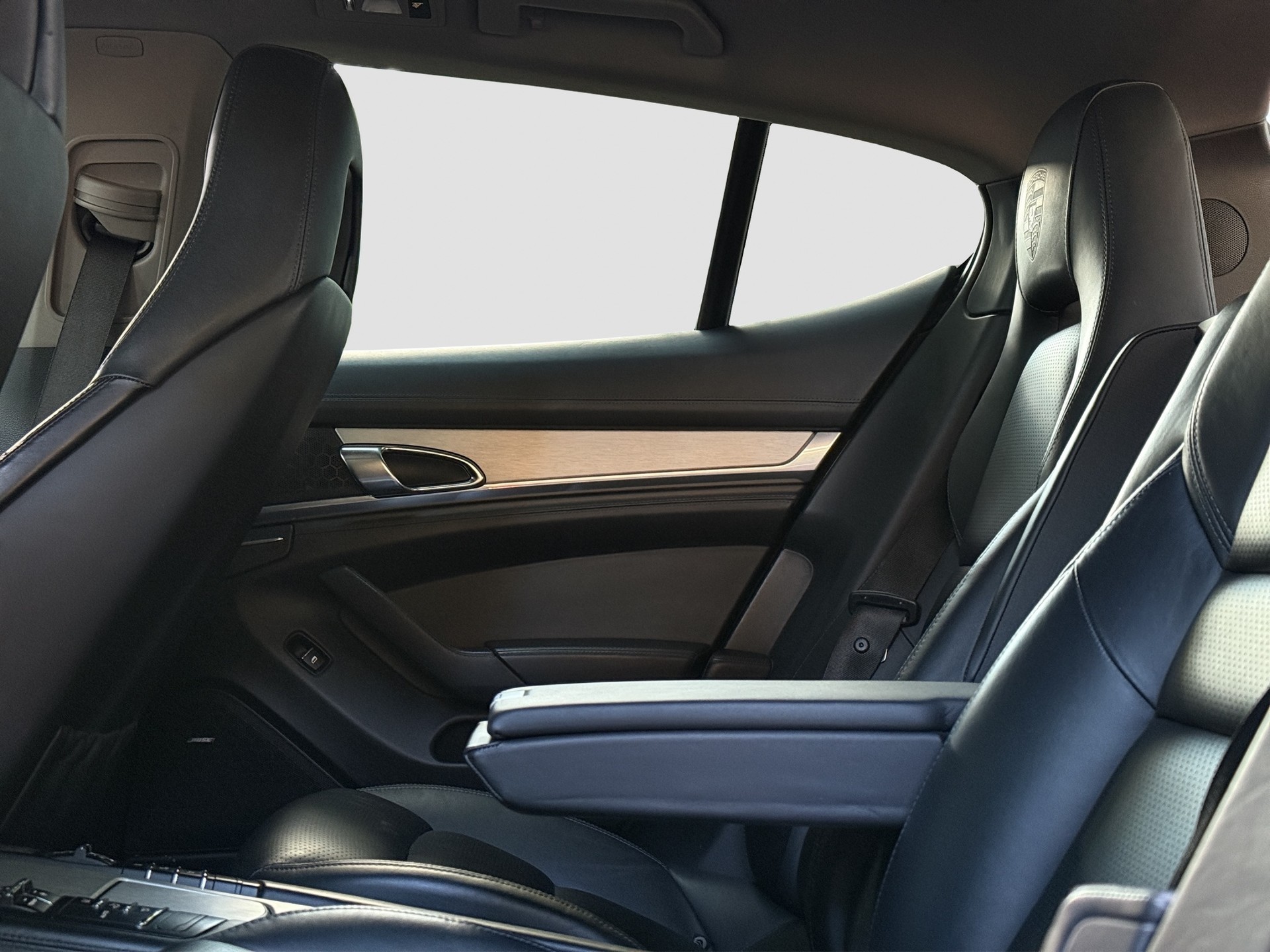 PORSCHE Panamera 4 3.6 PDK-image-14