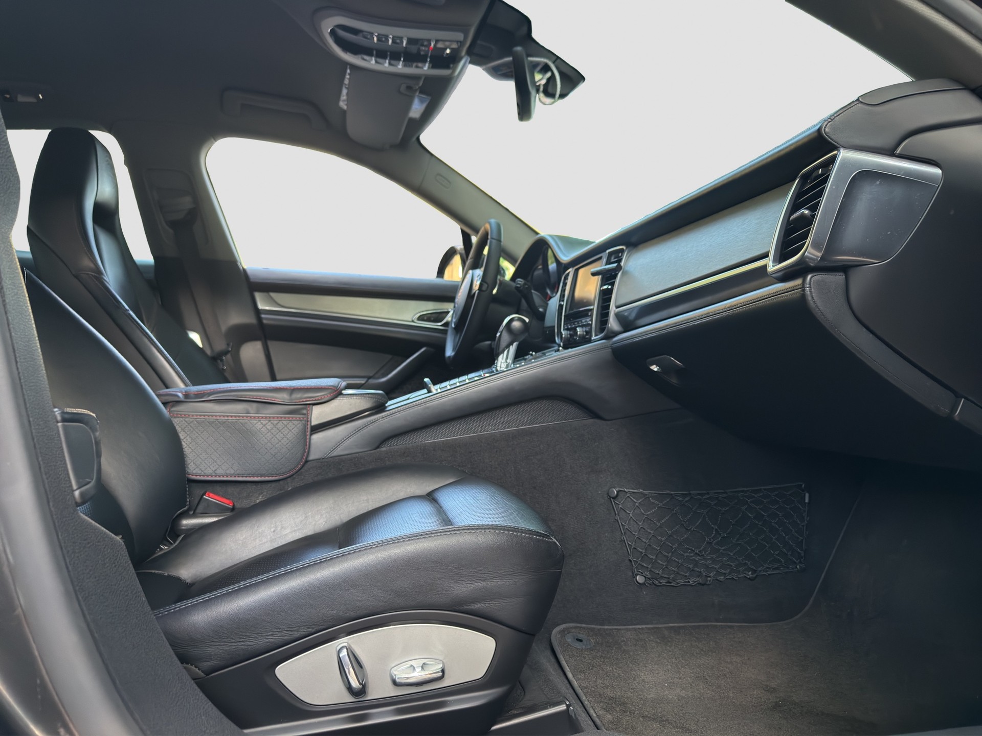 PORSCHE Panamera 4 3.6 PDK-image-9