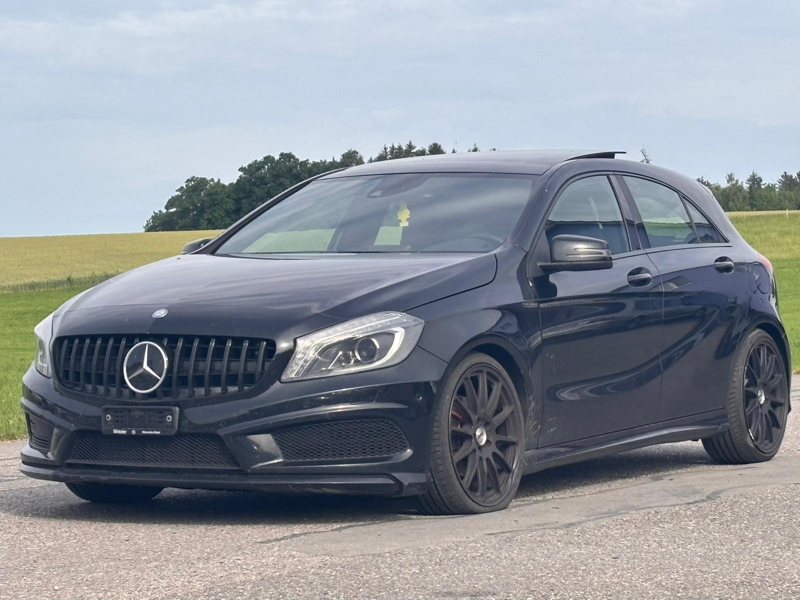 MERCEDES-BENZ A 200 AMG Line 7G-DCT