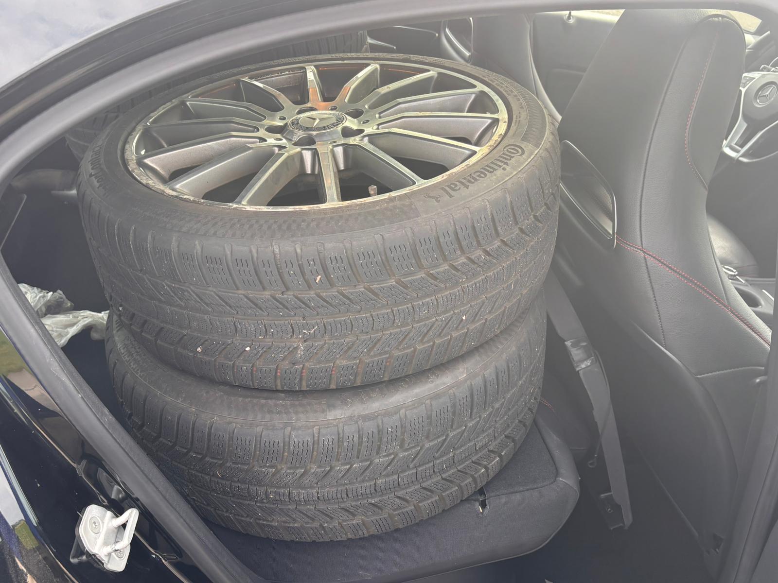 MERCEDES-BENZ A 200 AMG Line 7G-DCT-image-13