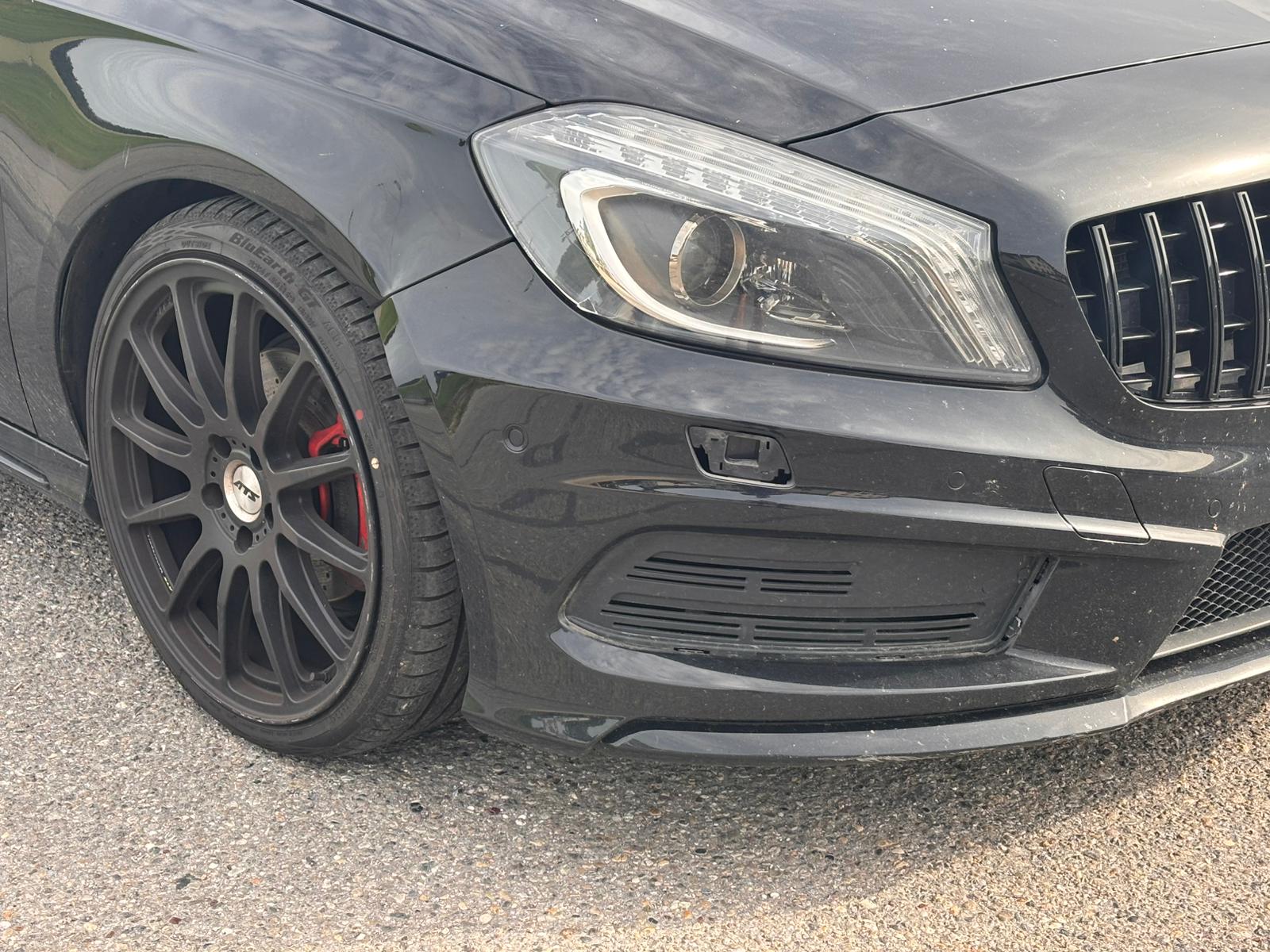 MERCEDES-BENZ A 200 AMG Line 7G-DCT-image-9