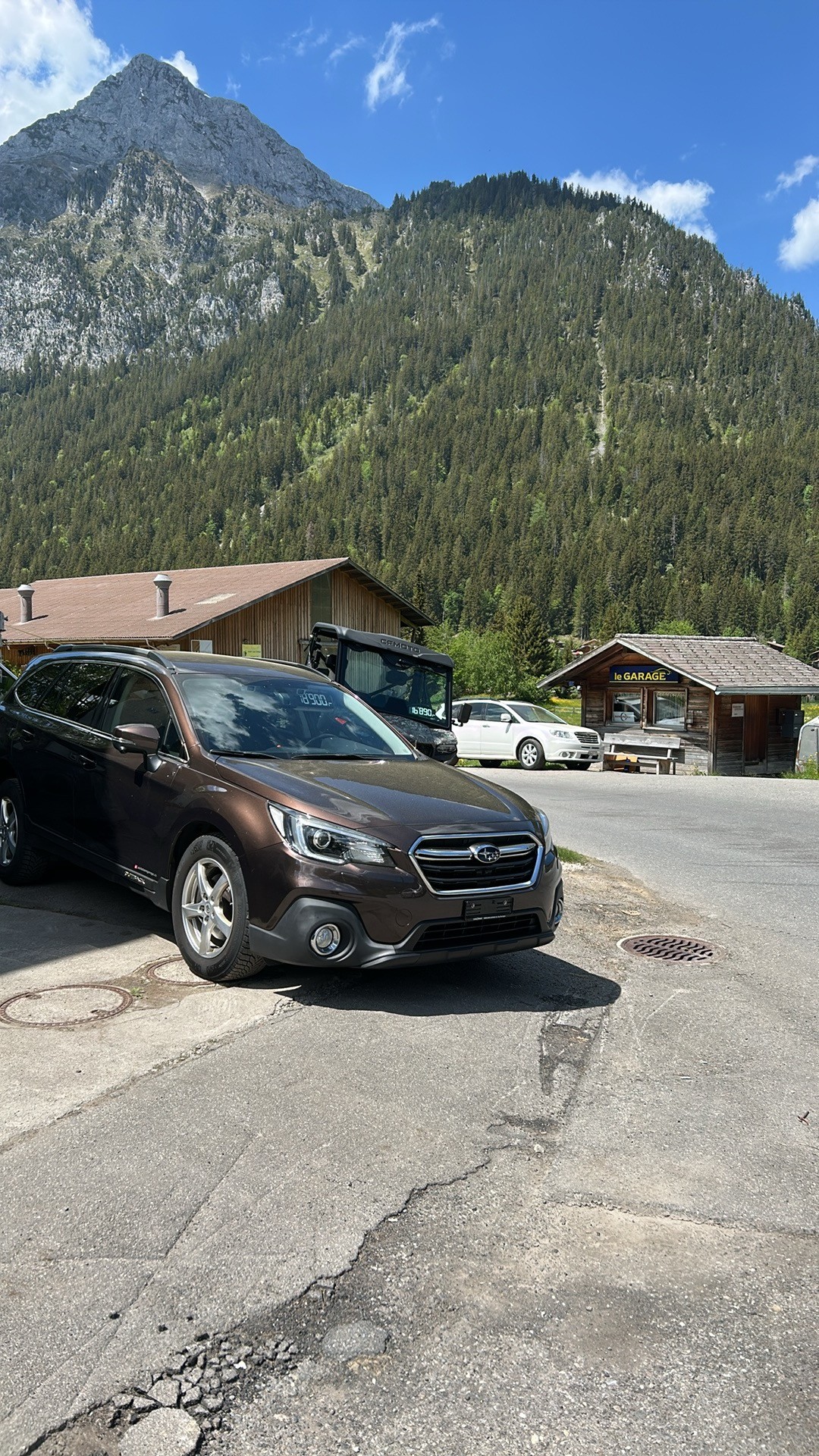 SUBARU Outback 2.5i Swiss Plus AWD Lineartronic