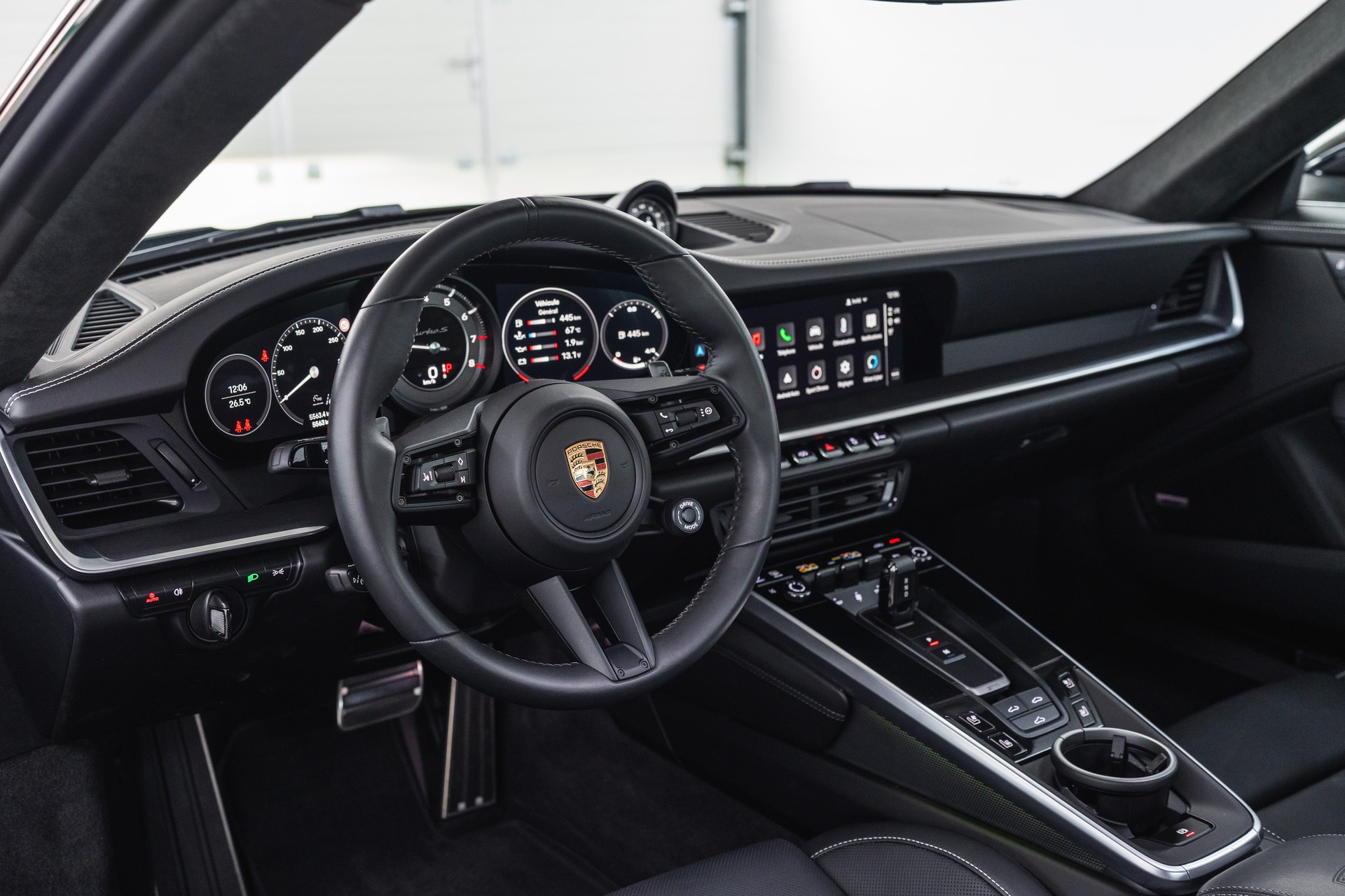 PORSCHE 911 Turbo S PDK-image-9