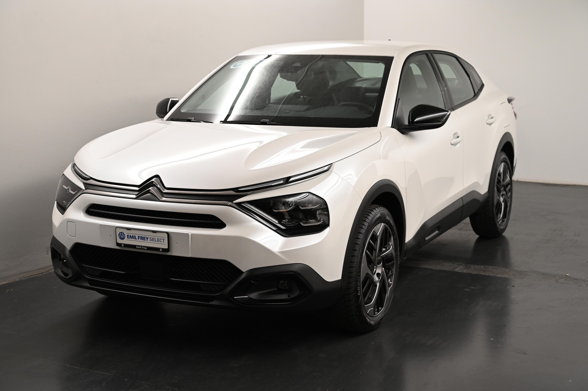 CITROEN C4 X 1.2 PureTech Swiss Edition